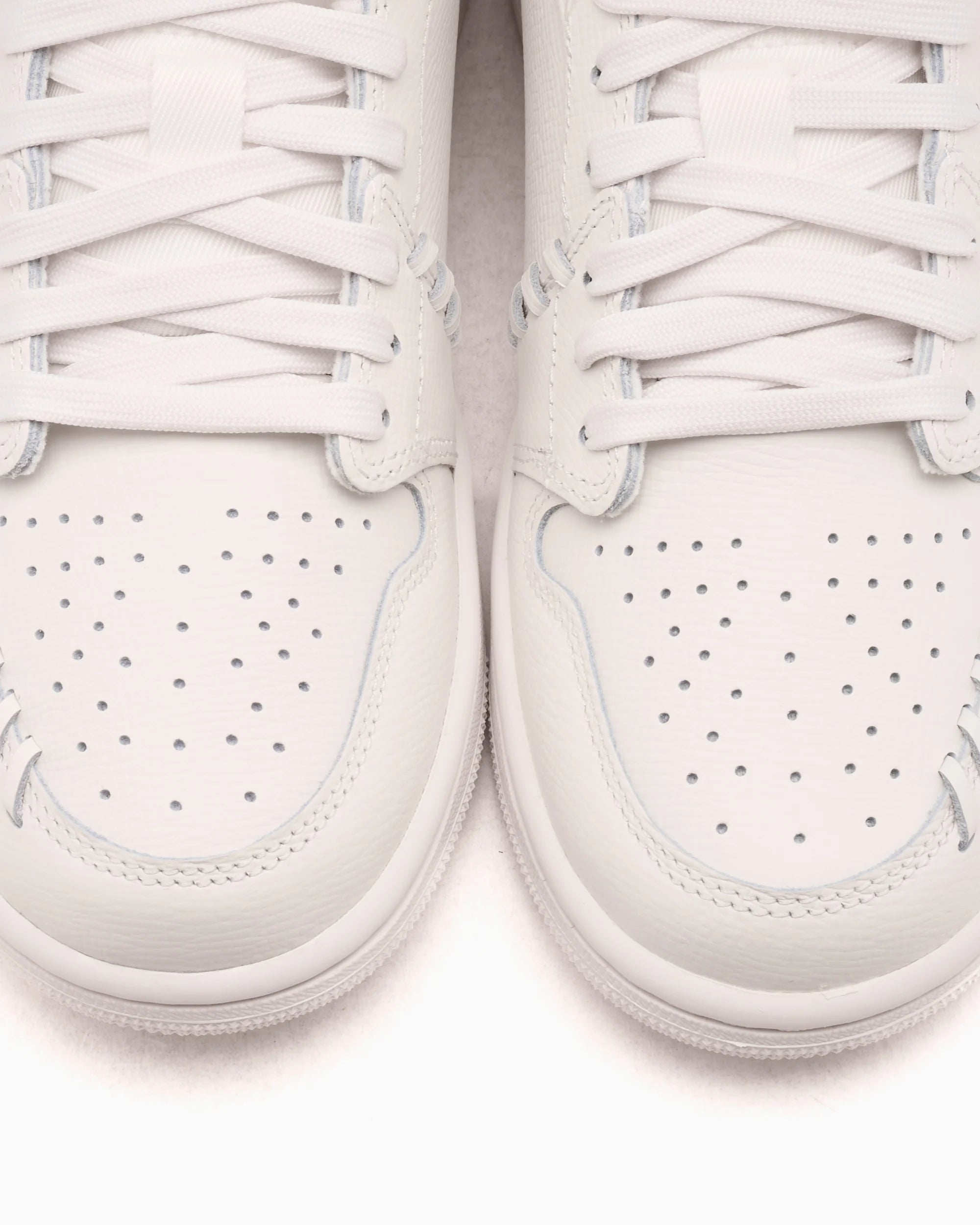 Air Jordan Women's 1 Low Method of Make Metallic Gold