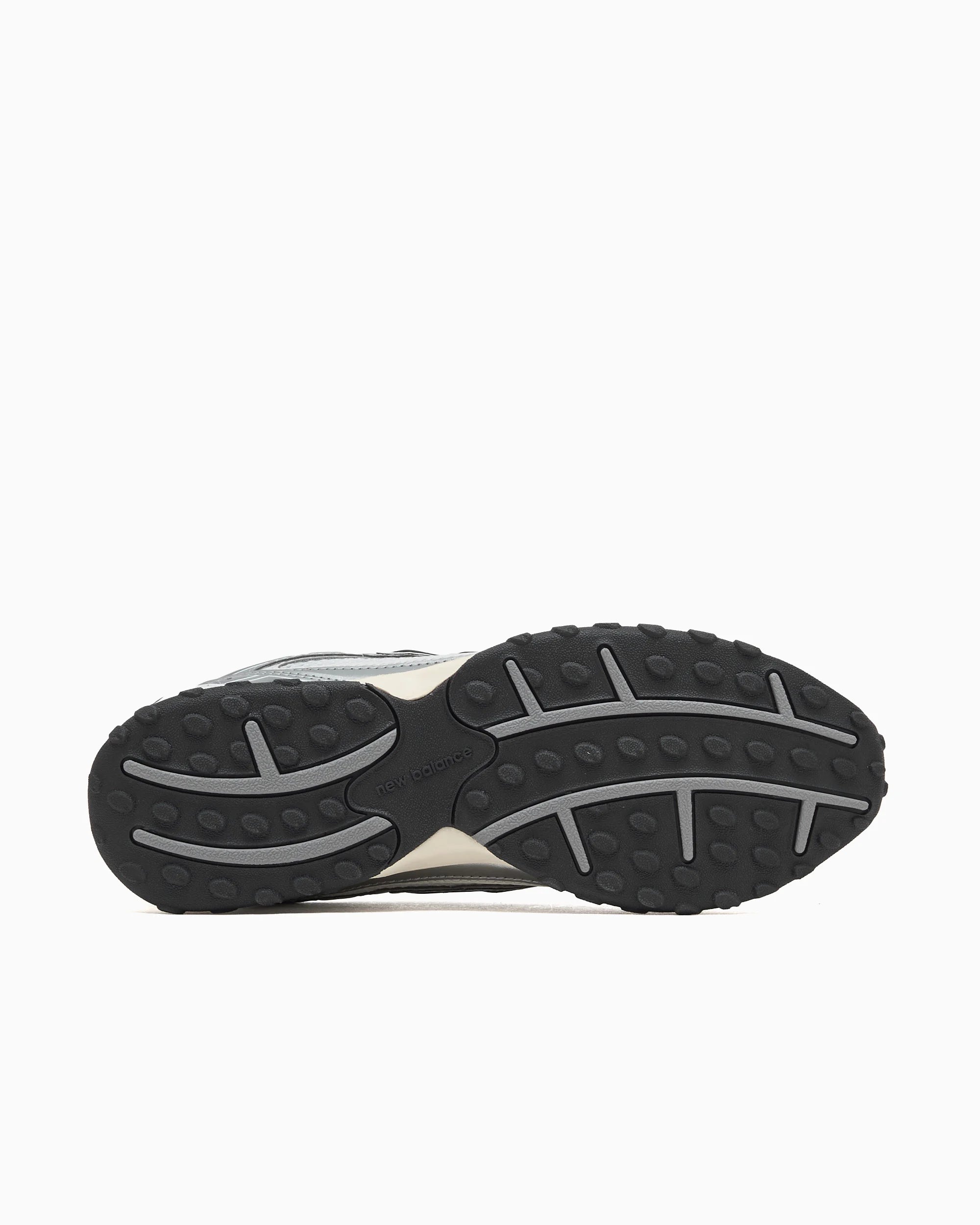 New Balance 204L Argento Metallizzato Nero