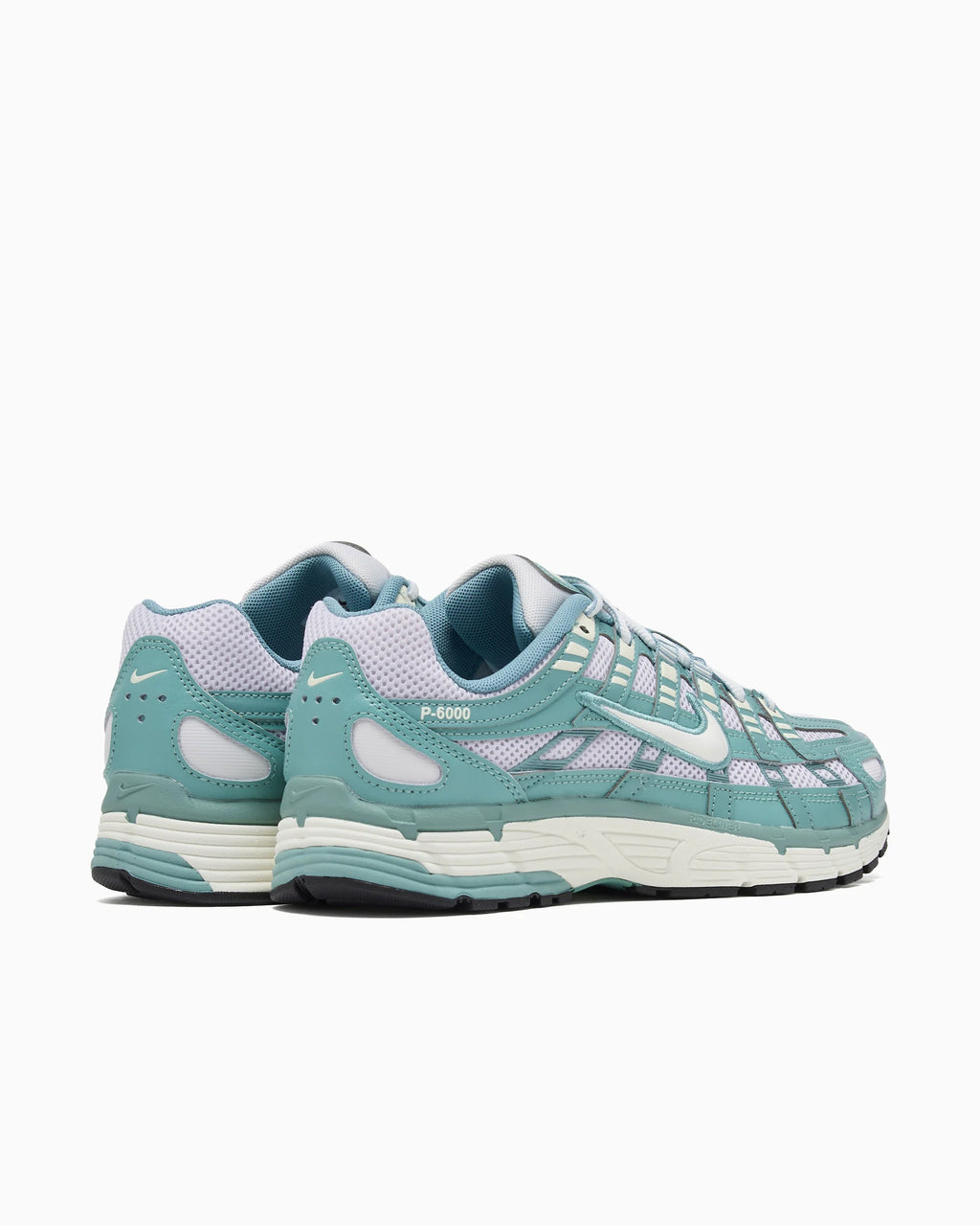 Nike P-6000 Cannon Pearl Platinum da donna