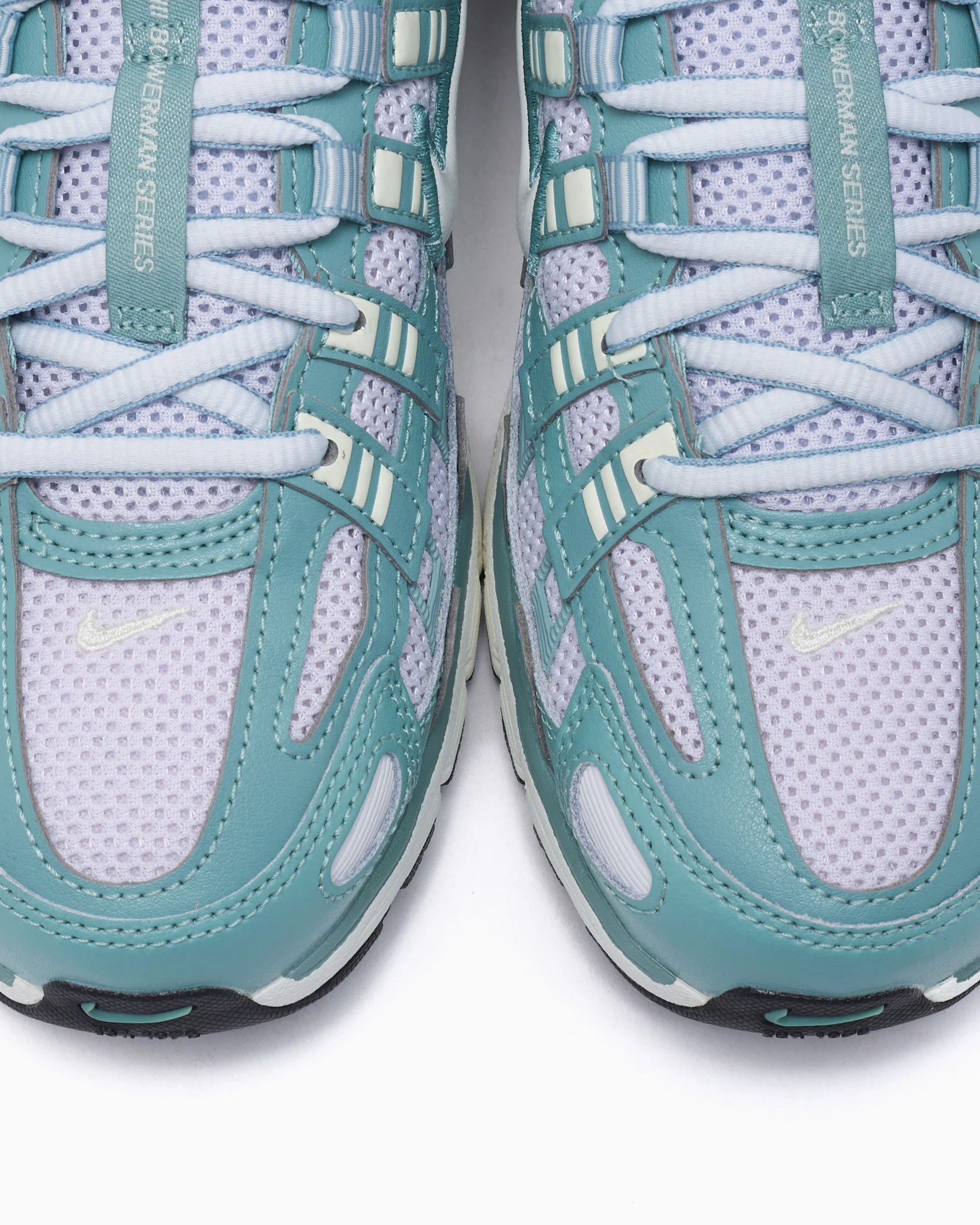 Nike P-6000 Cannon Pearl Platinum da donna
