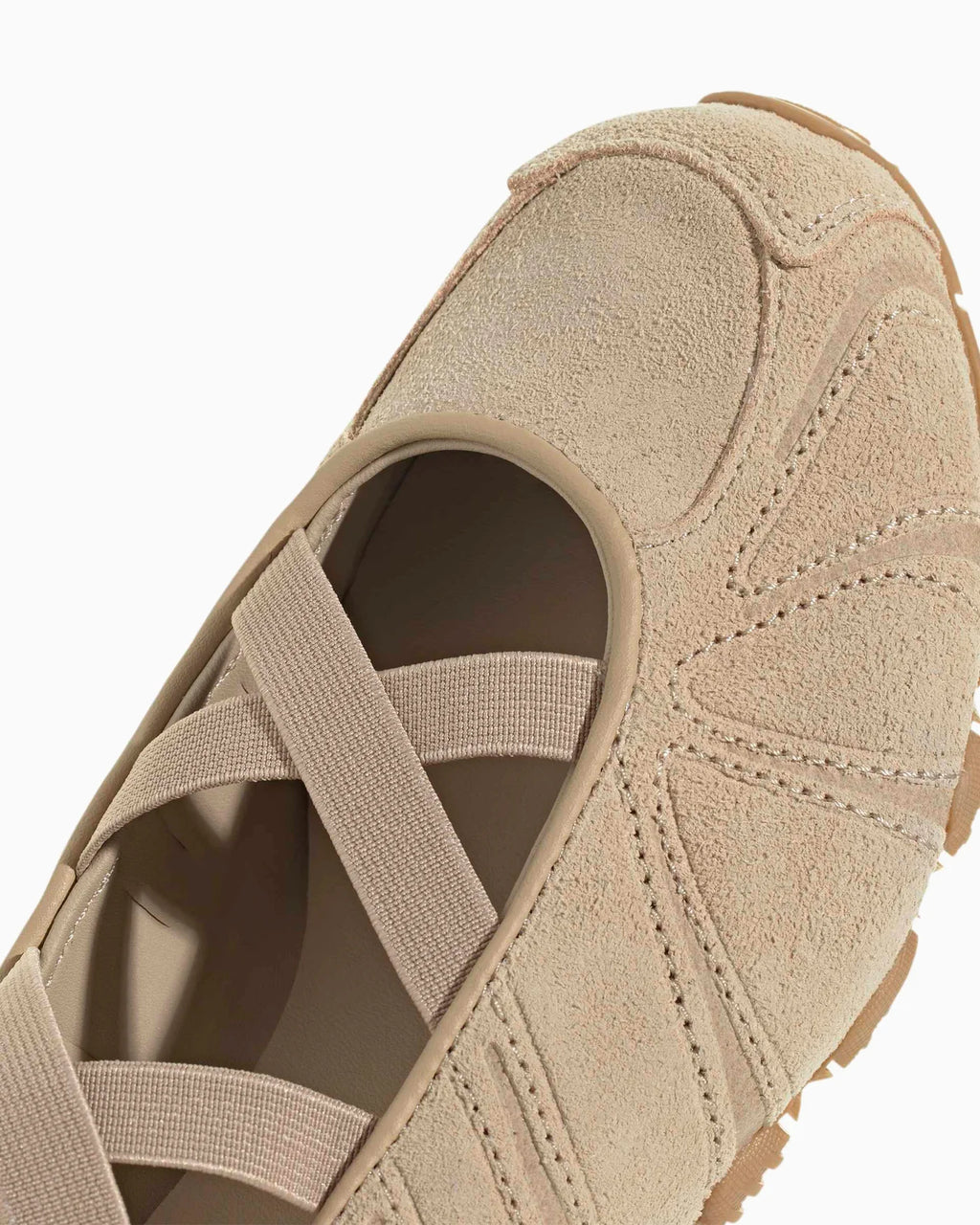 Sapatilha adidas Ghost Sprint Ballet Magic Beige Gum Feminino