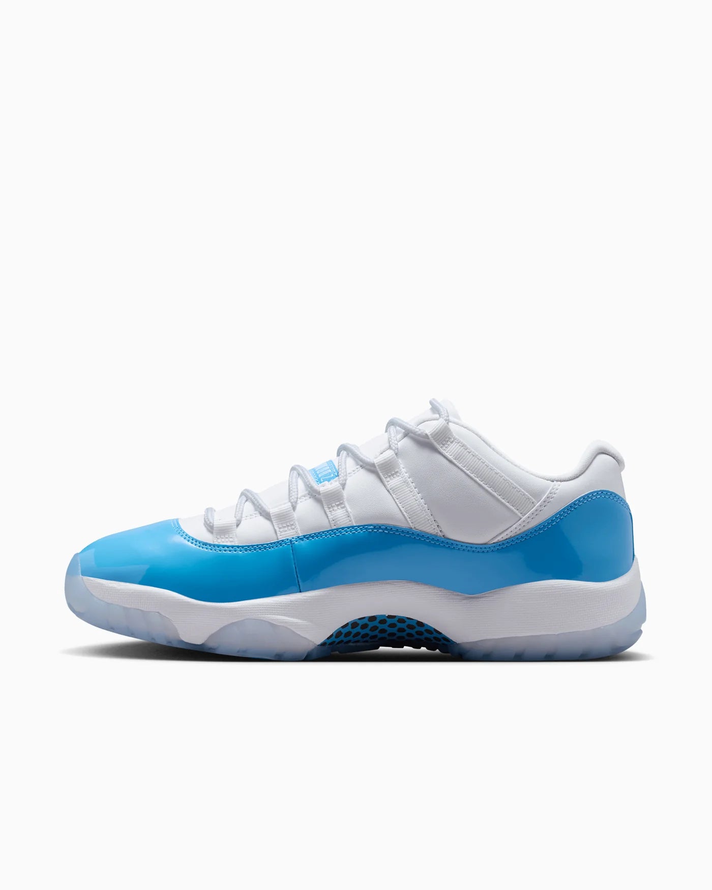 Jordan 11 Retro Low University Blue (2026)