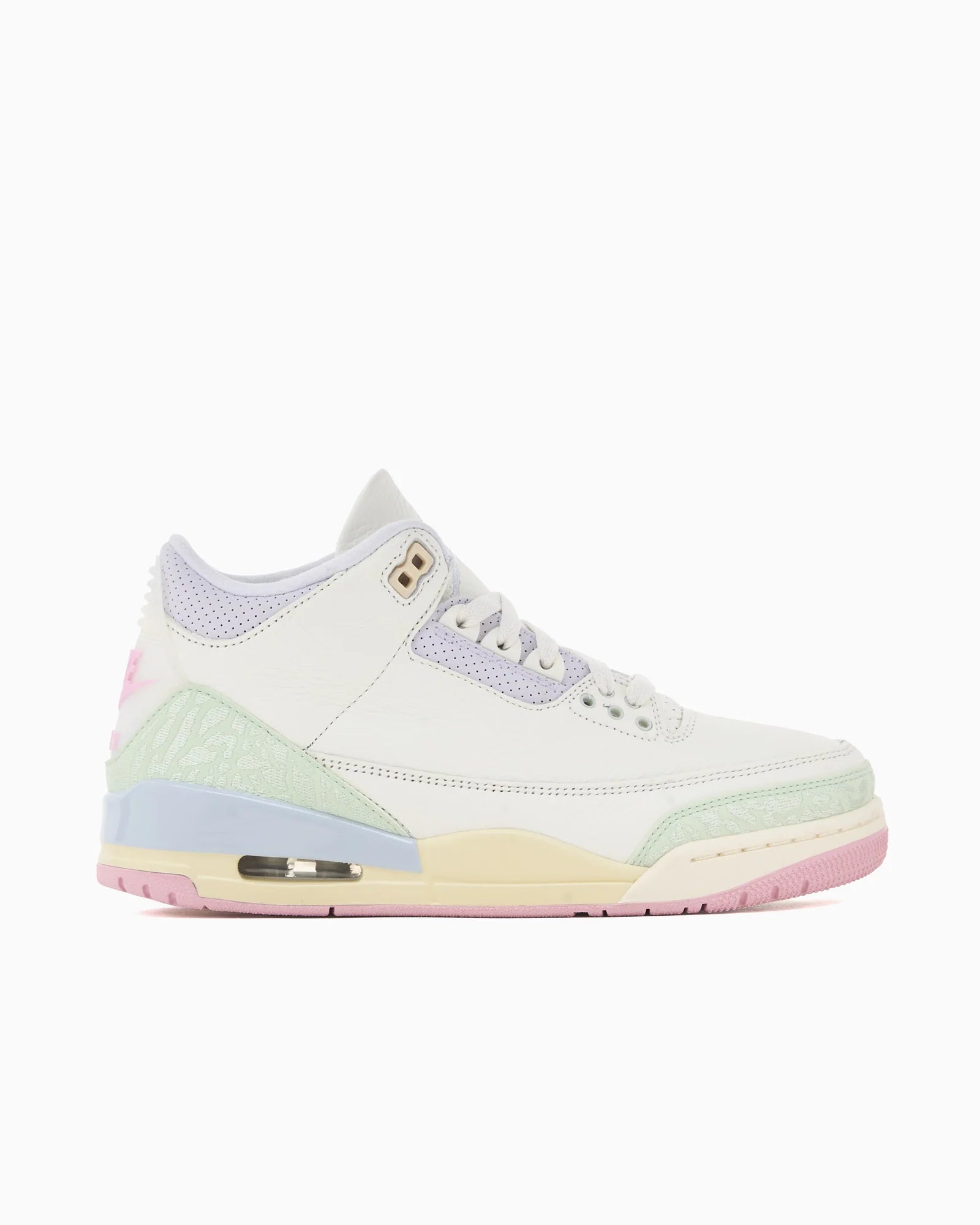 Air Jordan 3 Retro OG Spring is in the Air