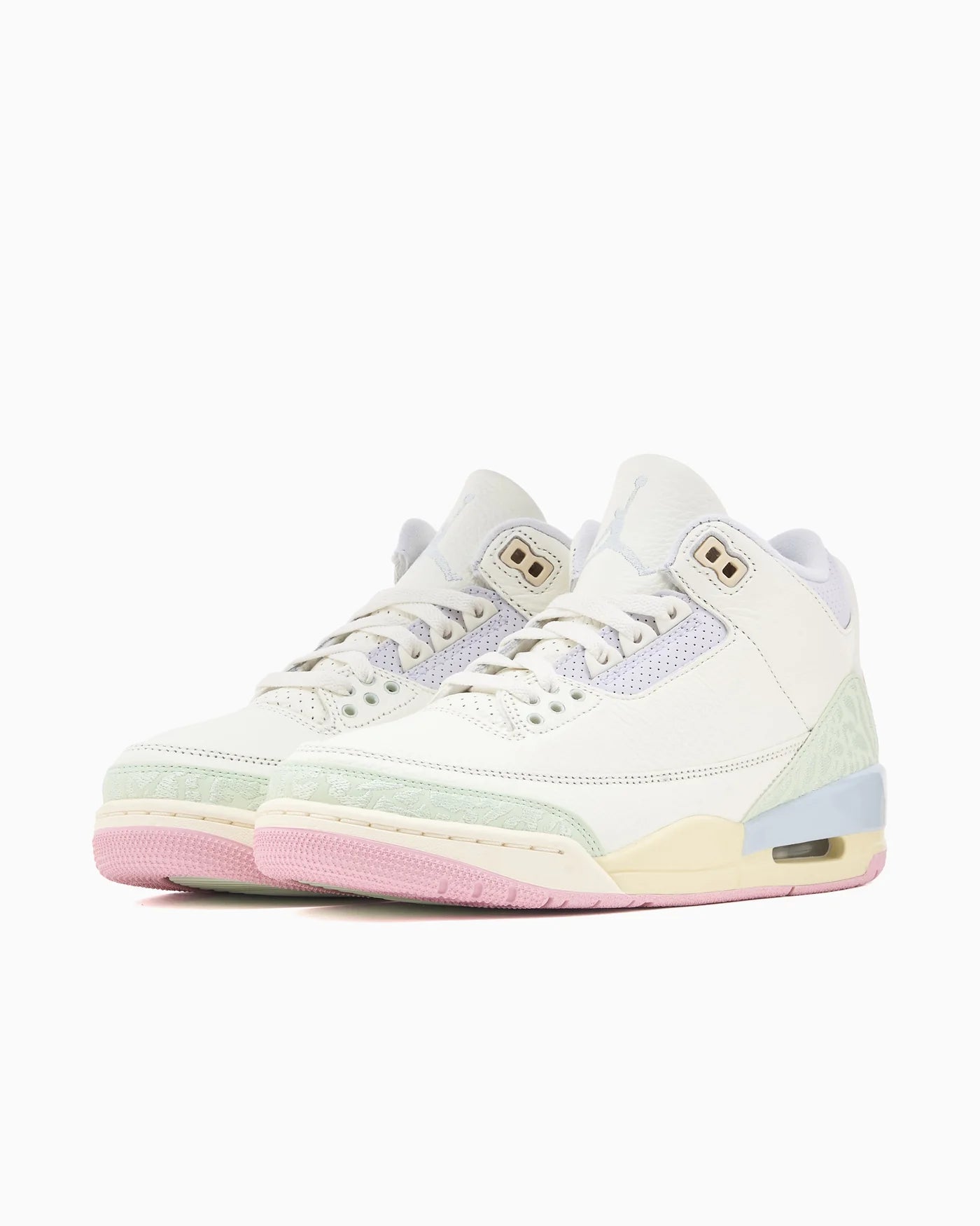 Air Jordan 3 Retro OG Spring is in the Air