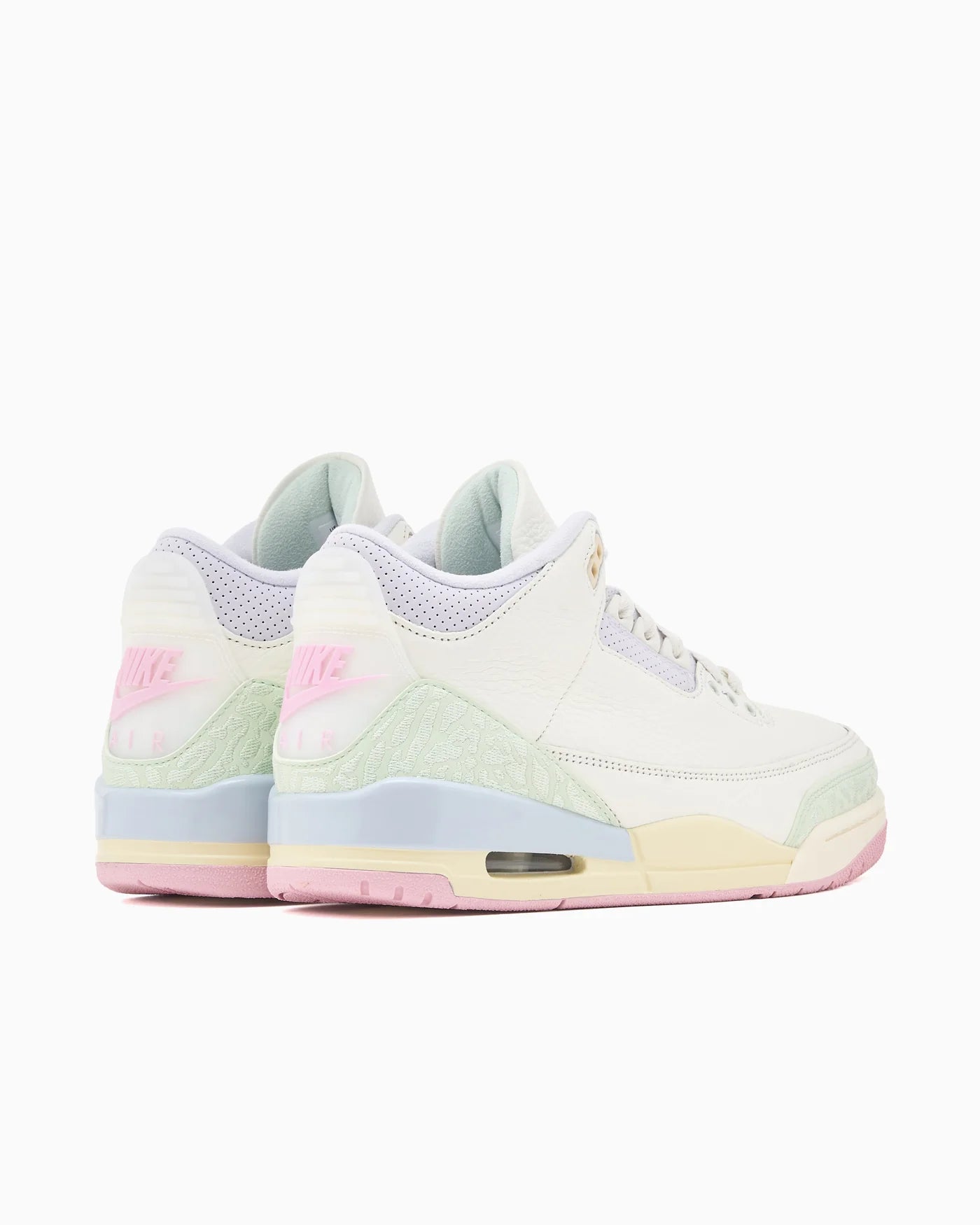 Air Jordan 3 Retro OG Spring is in the Air