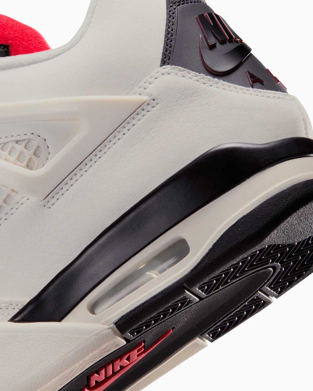 Air Jordan 4 Retro OG Flight Club