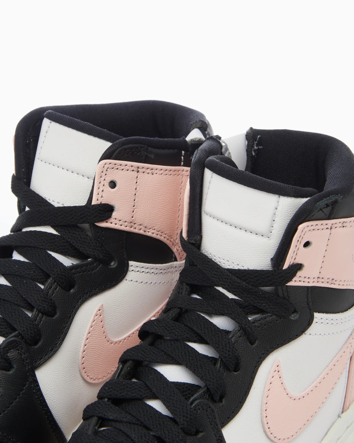 Jordan 1 Elevate High Black Atmosphere