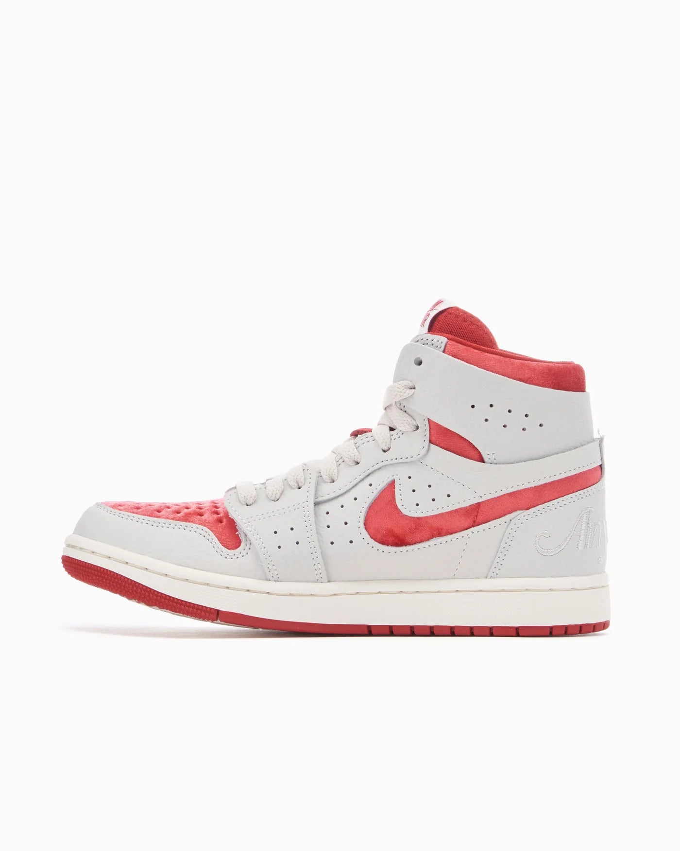 Jordan 1 High Zoom Air CMFT 2 San Valentino (2023) (Donna)
