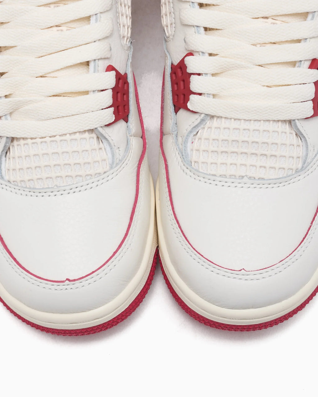 Air Jordan Women's 4 Retro Valentine's Day