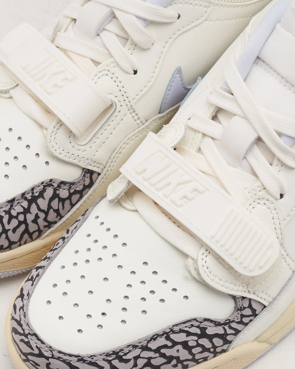 Jordan Legacy 312 Low Sail Cement Grey Black Football Grey