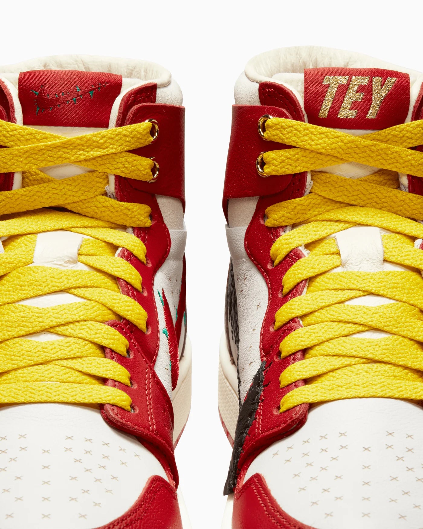 Jordan 1 High Zoom Air CMFT 2 Teyana Taylor A Rose From Harlem