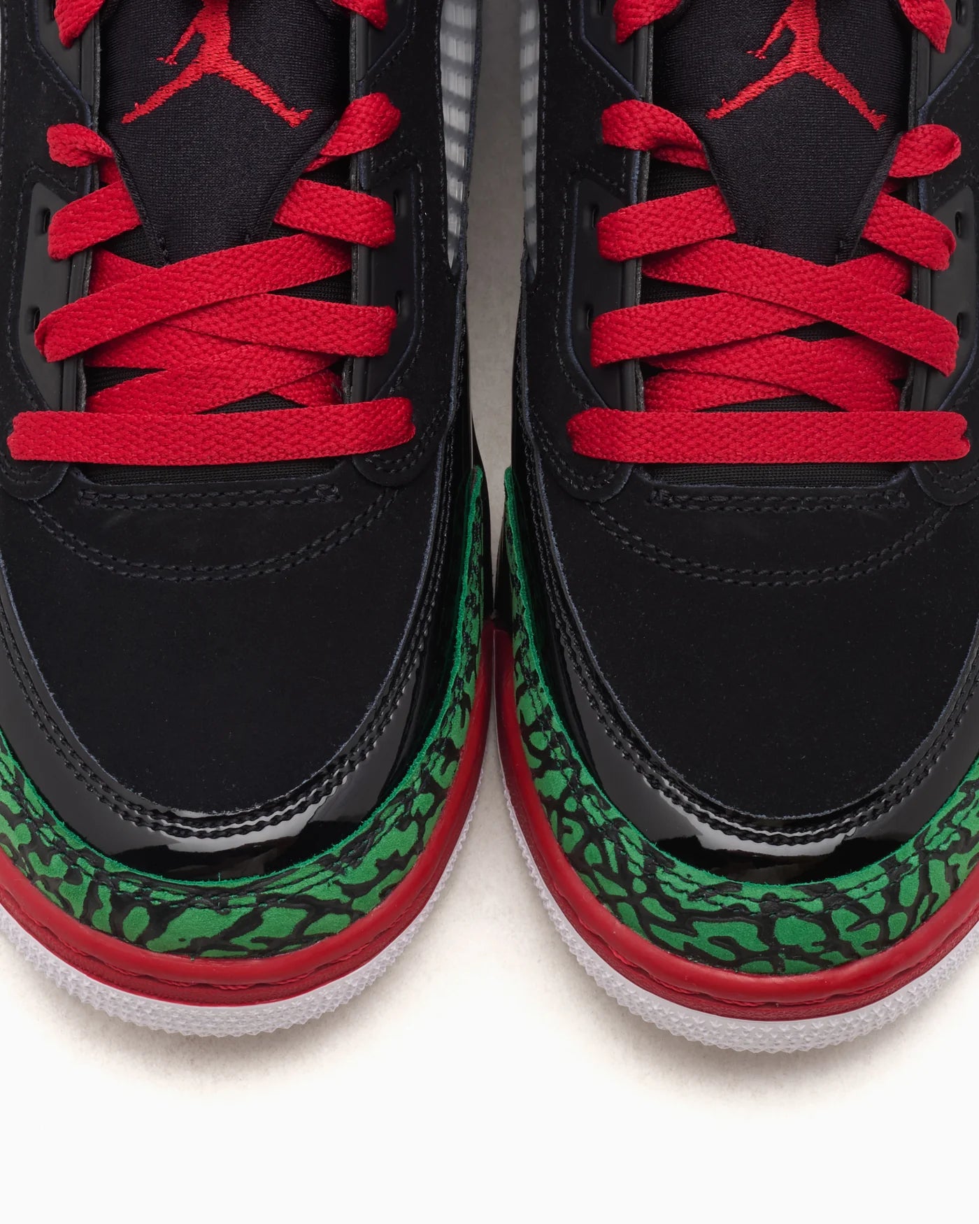 Jordan Spizike Low Black Classic Green White Varsity Red