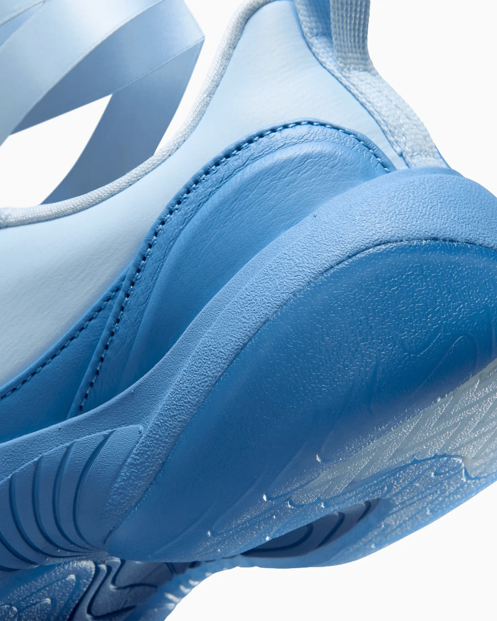 Jordan Pointe Hyper Royal (Women's)