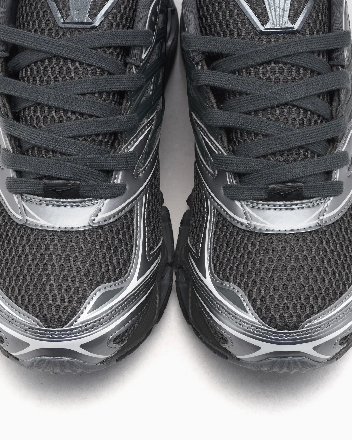 Mizuno Wave Prophecy LS Y2K Pack Black Sand Metallic Grey