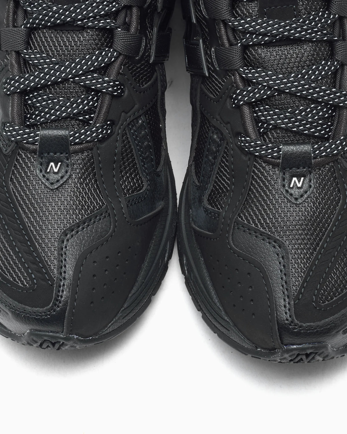 New Balance 1906