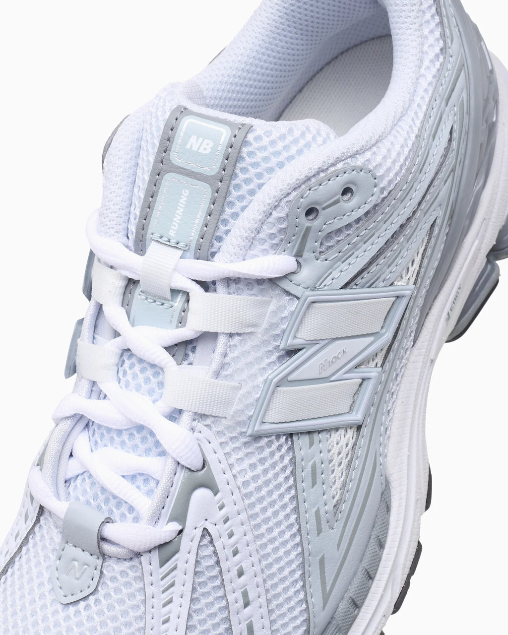 New Balance 1906R