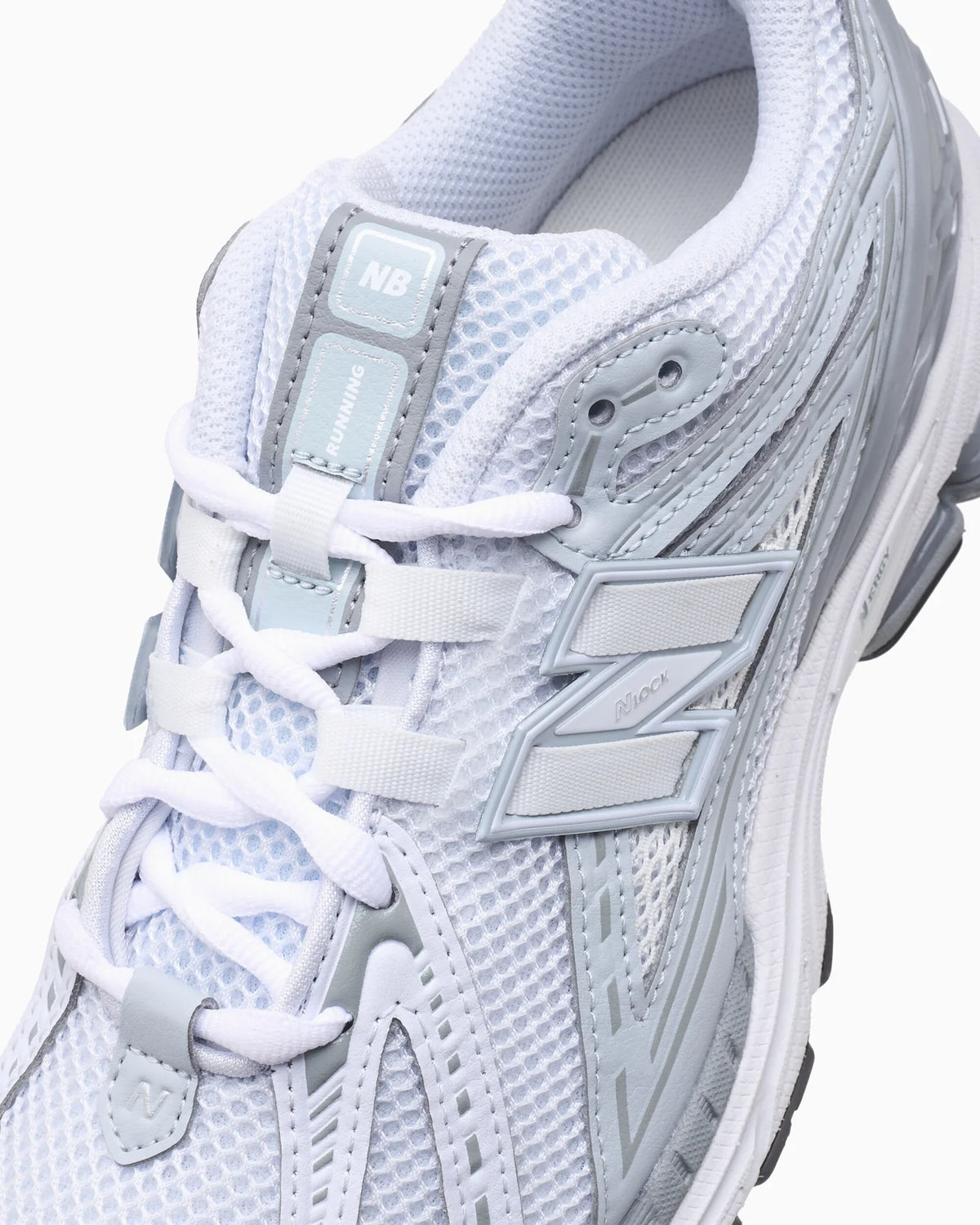 New Balance 1906R