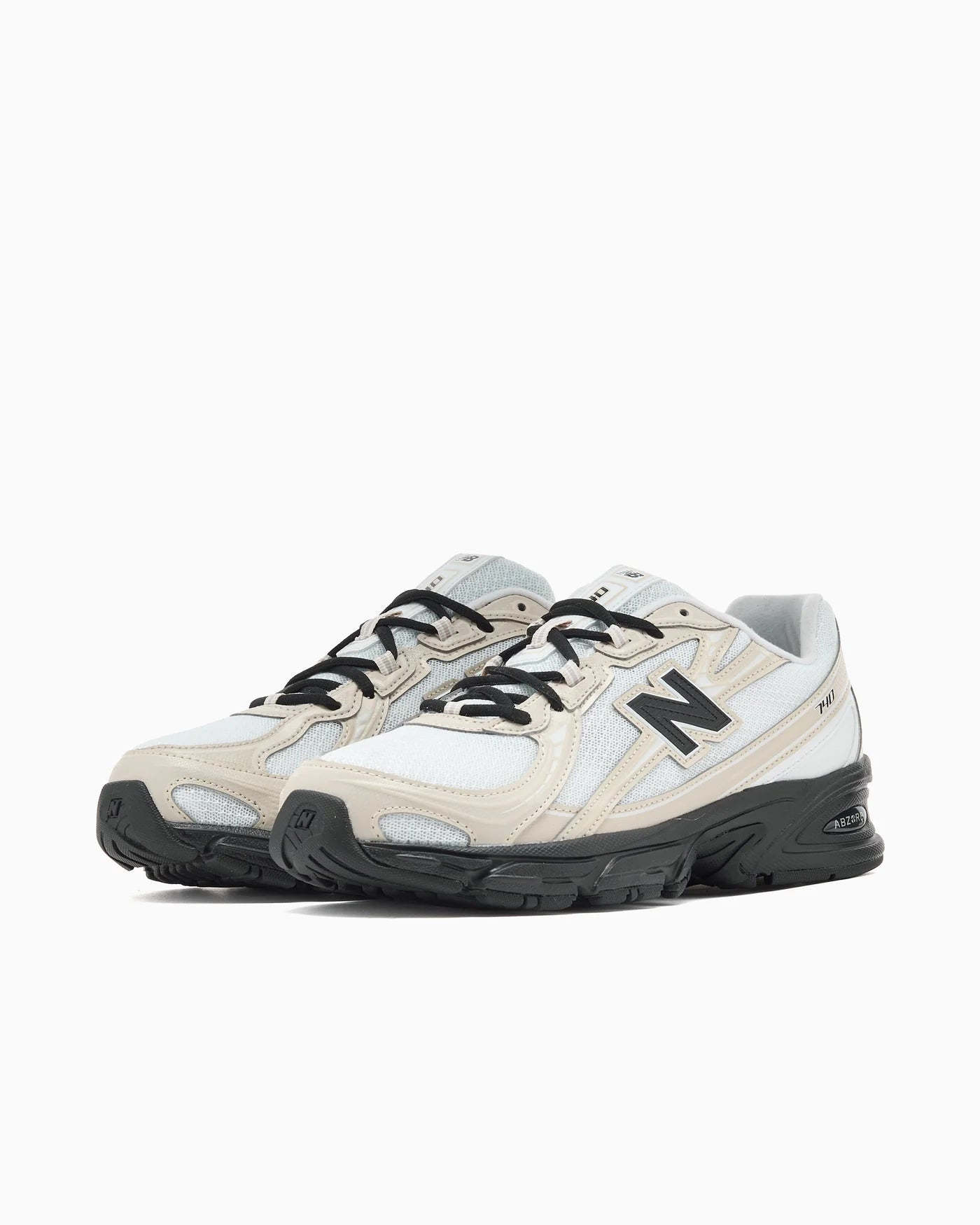New Balance 740 Timberwolf White