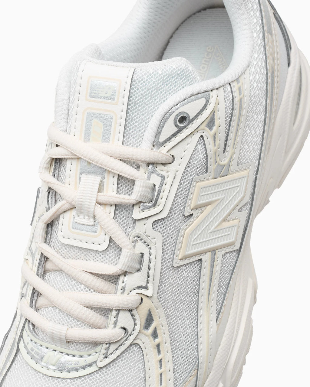 New Balance 740 Sea Salt Angora