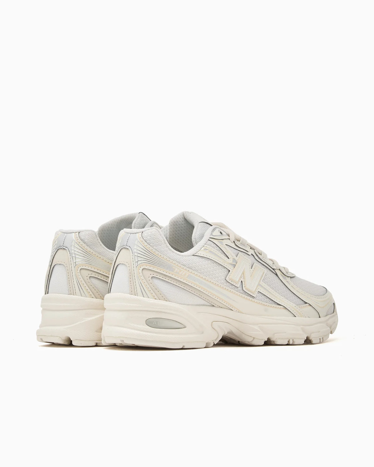 New Balance 740 Sea Salt Angora