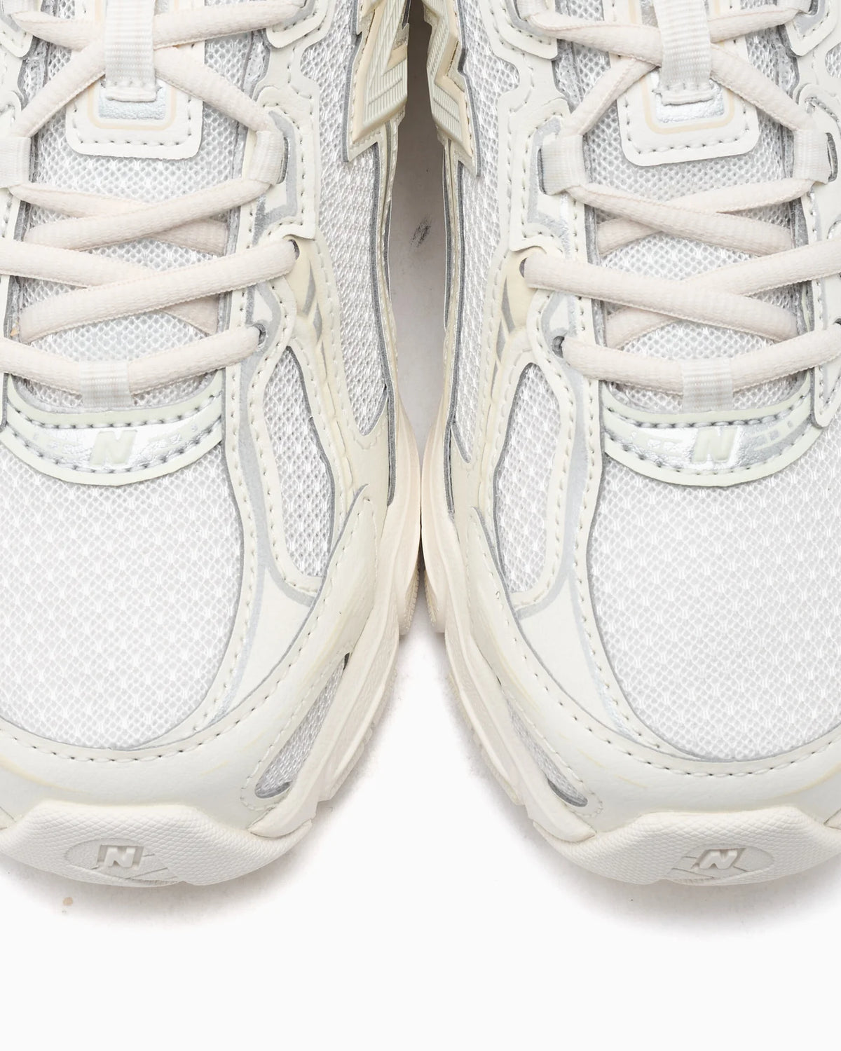 New Balance 740 Sea Salt Angora