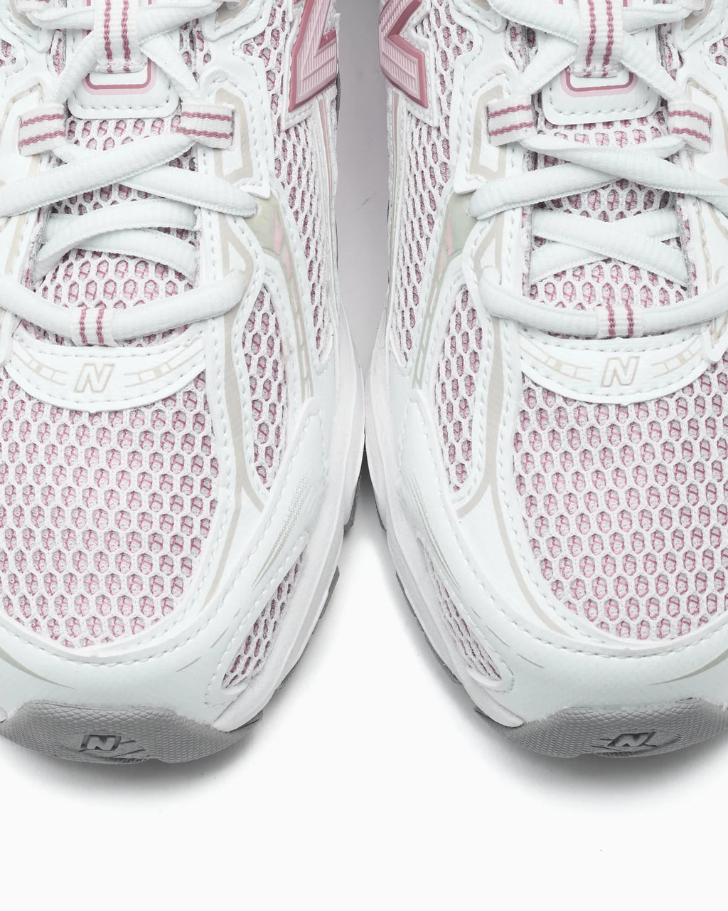 New Balance 740 Rosewood
