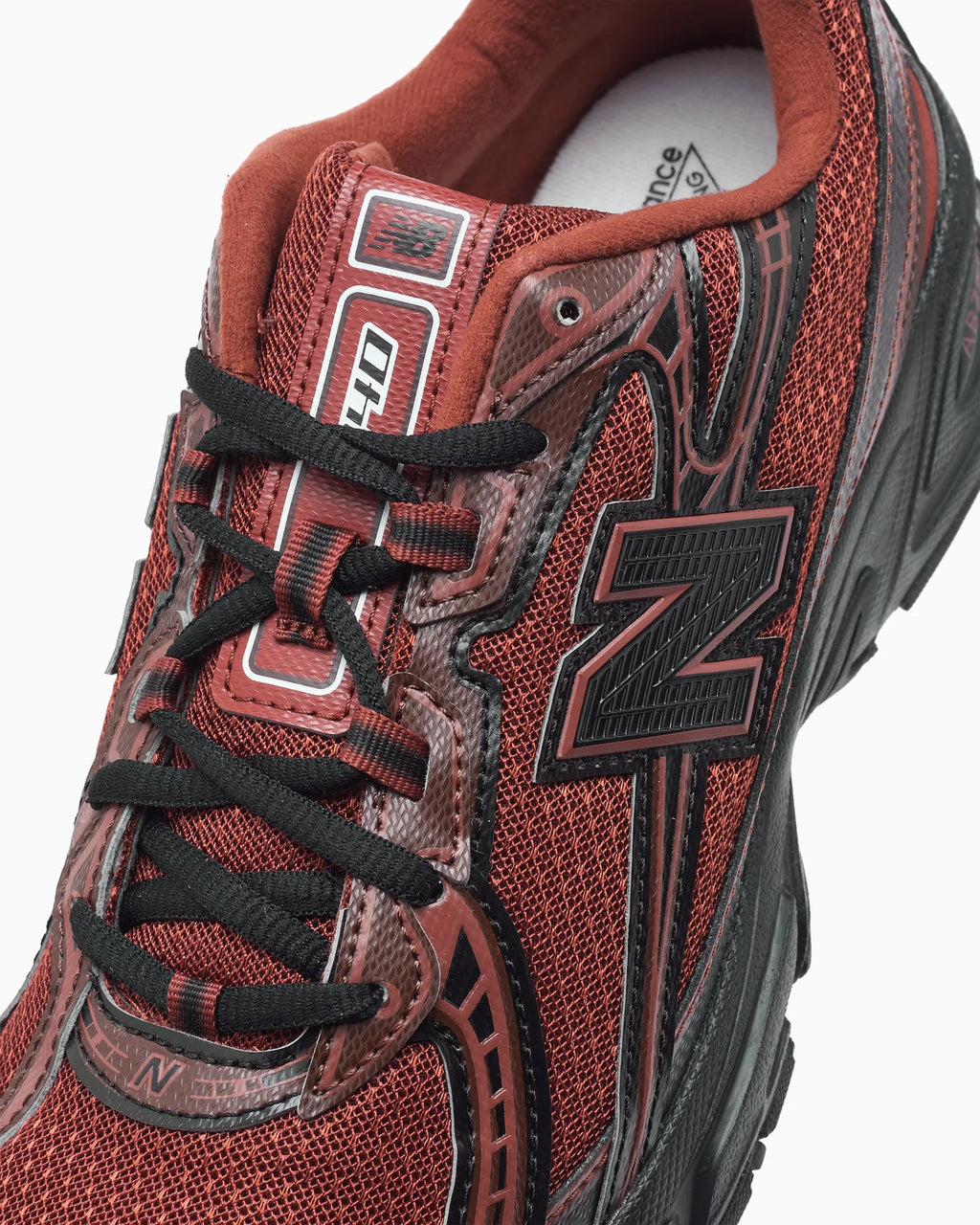 New Balance 740 Relic Brown Pumpernickel