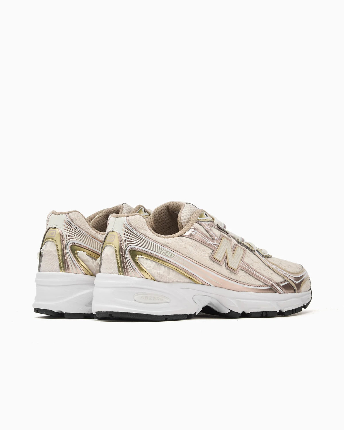 New Balance 740