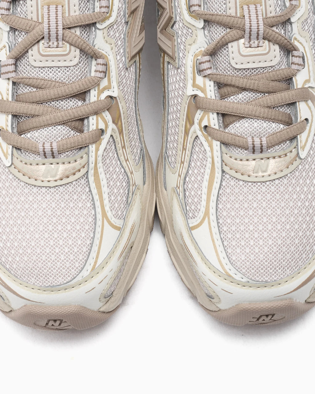 New Balance 740 Mushroom Brown