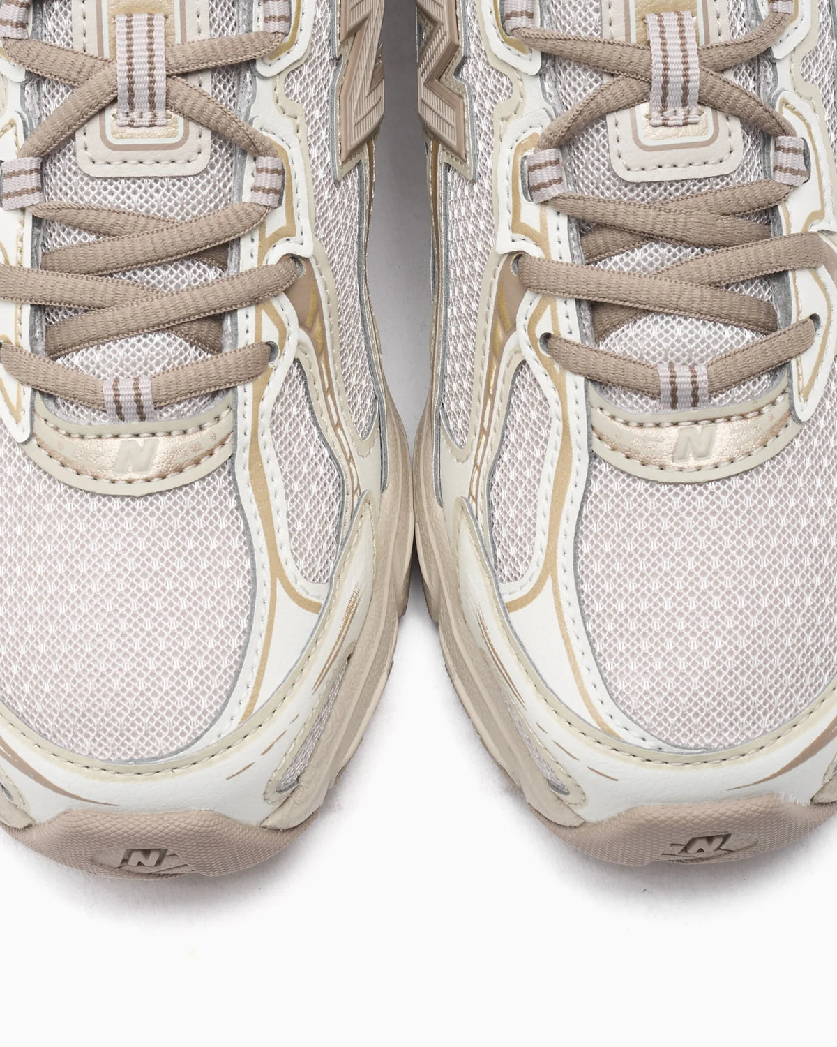 New Balance 740 Mushroom Brown