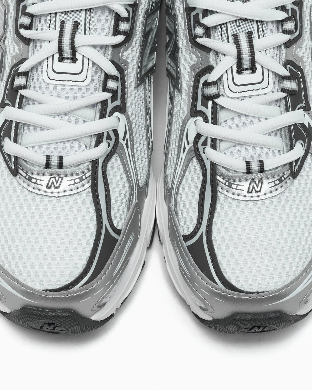 New Balance 740 White Metallic Silver Black