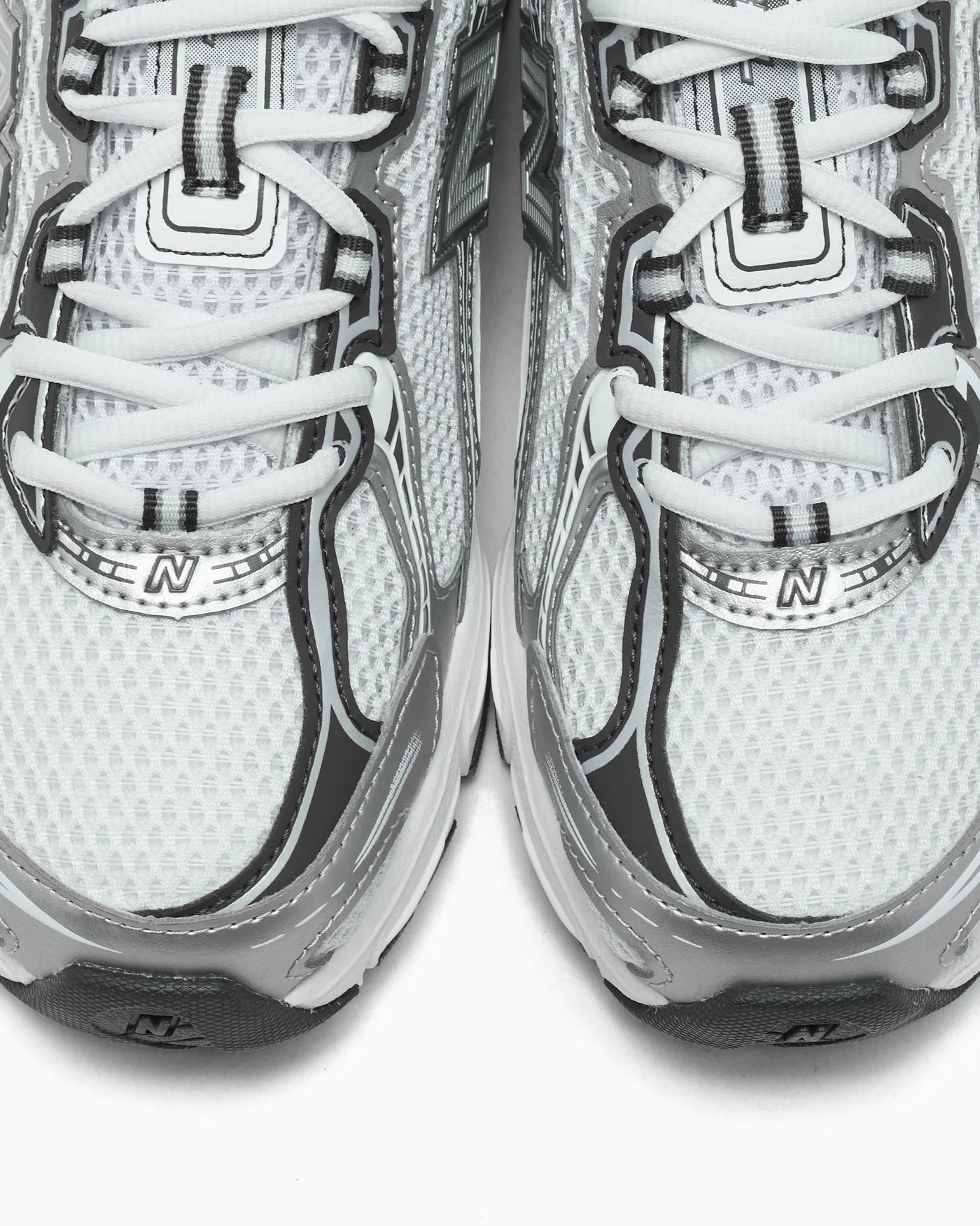 New Balance 740 White Metallic Silver Black