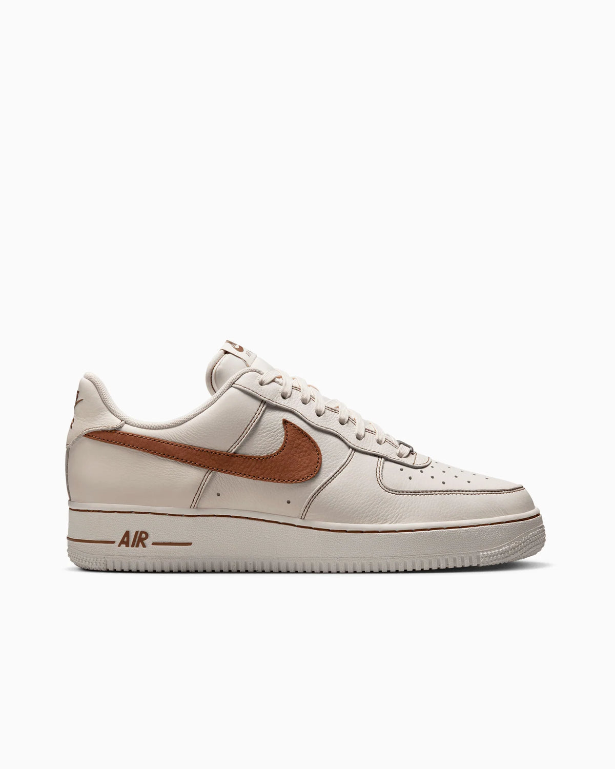 Nike Air Force 1 Low '07 LV8 Ivory Saddle Brown