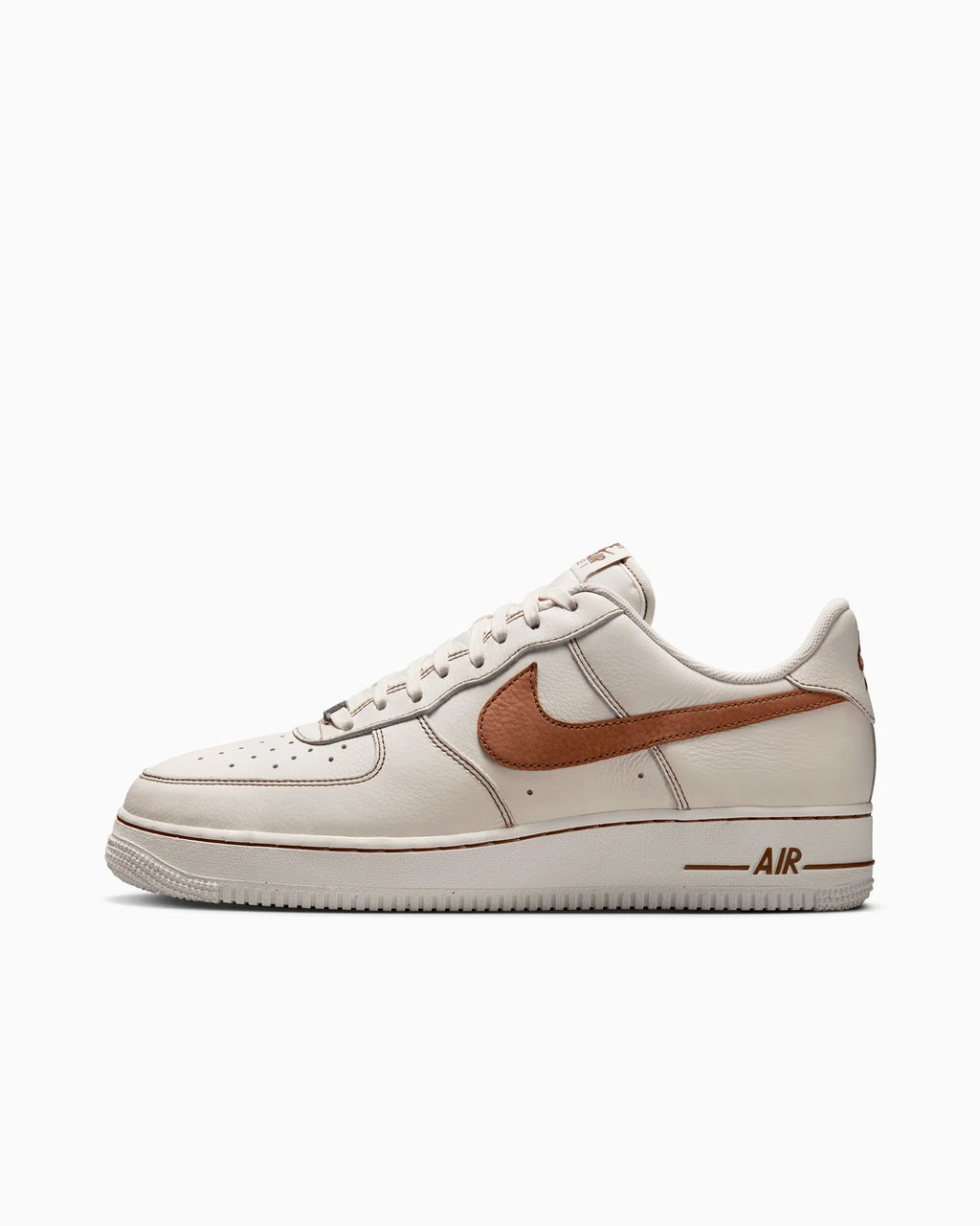 Nike Air Force 1 Low '07 LV8 Ivory Saddle Brown