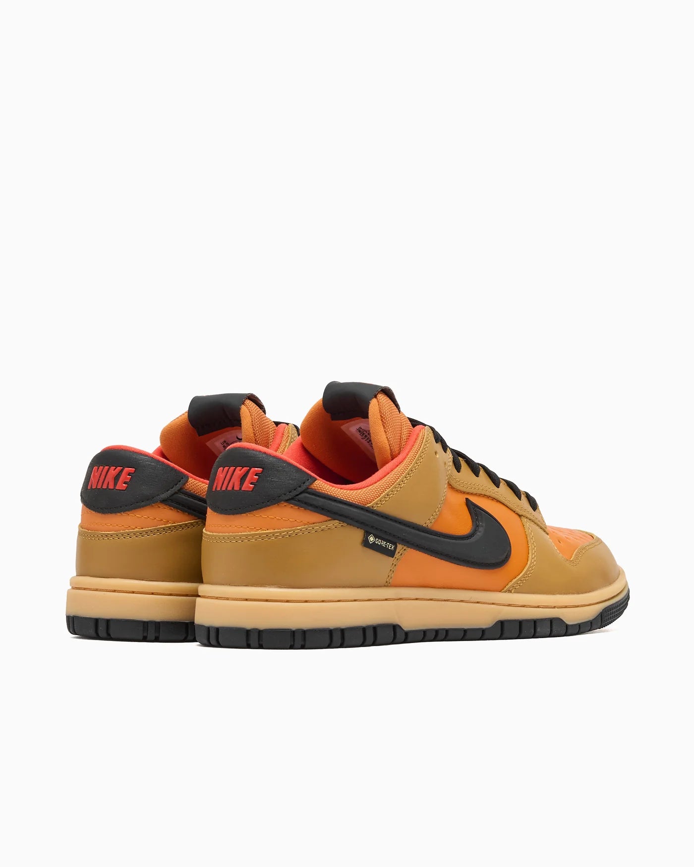 Nike Dunk Low Gore-Tex Trigo Cerámico