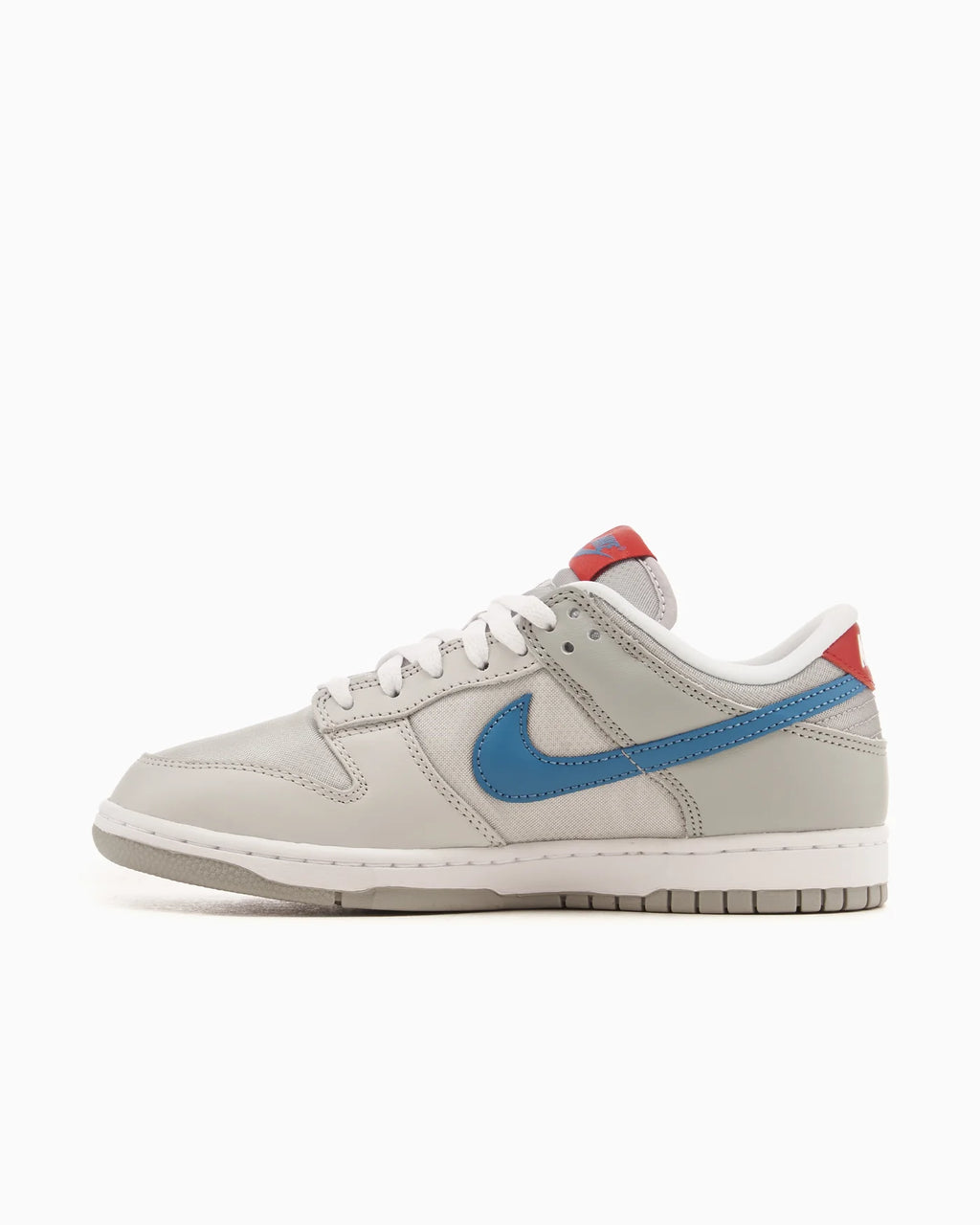 Nike Dunk Low Silver Surfer (2024)