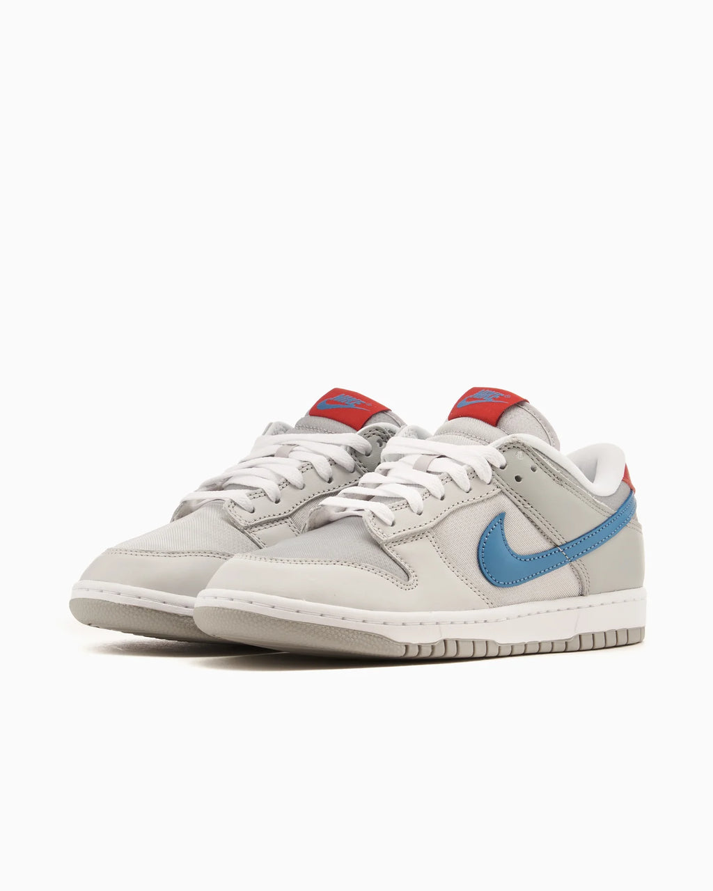 Nike Dunk Low Silver Surfer (2024)
