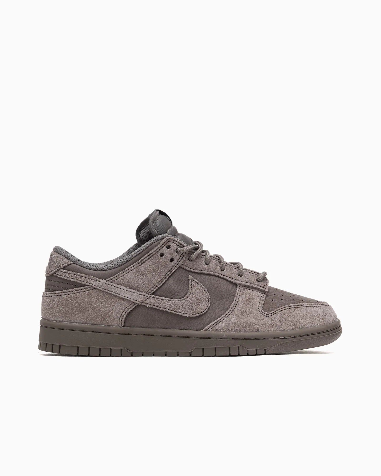 Nike Dunk Low Retro SE Cave Stone