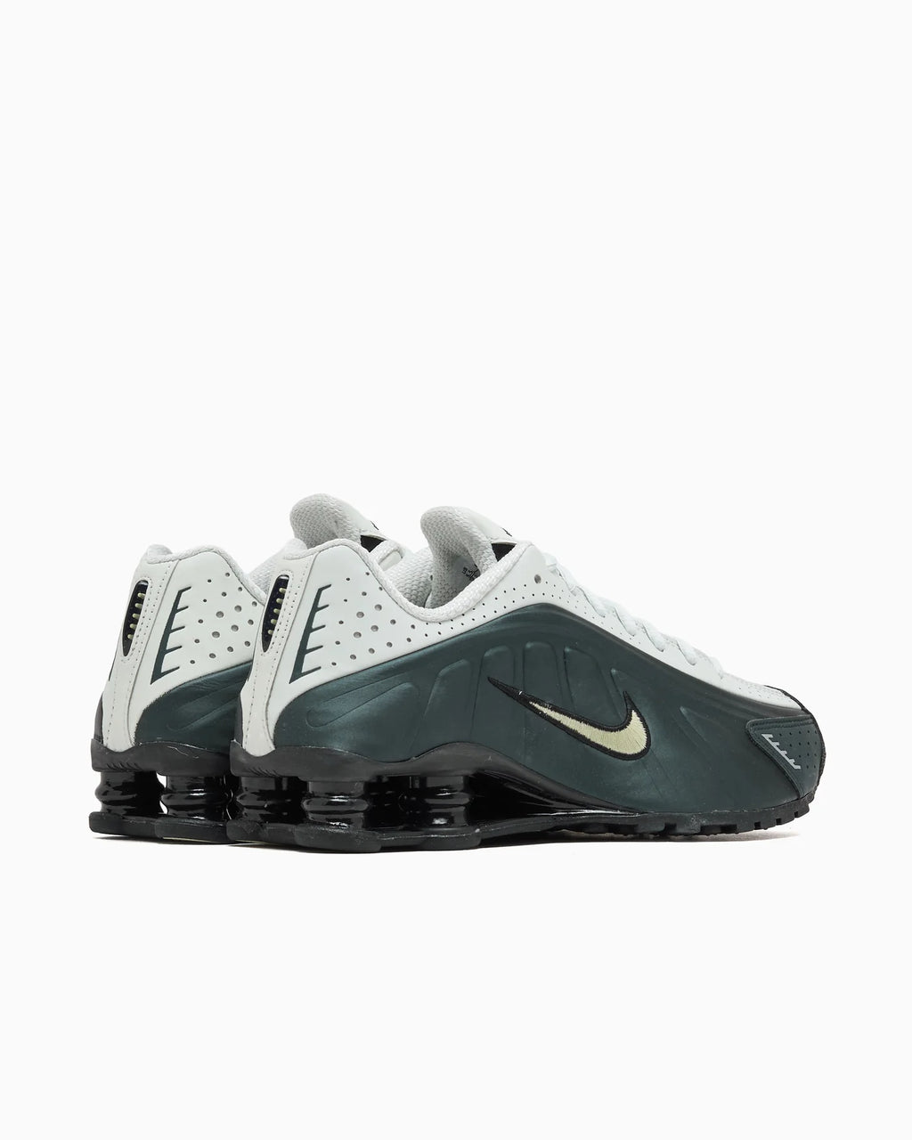 Nike Shox R4 Abete Nero