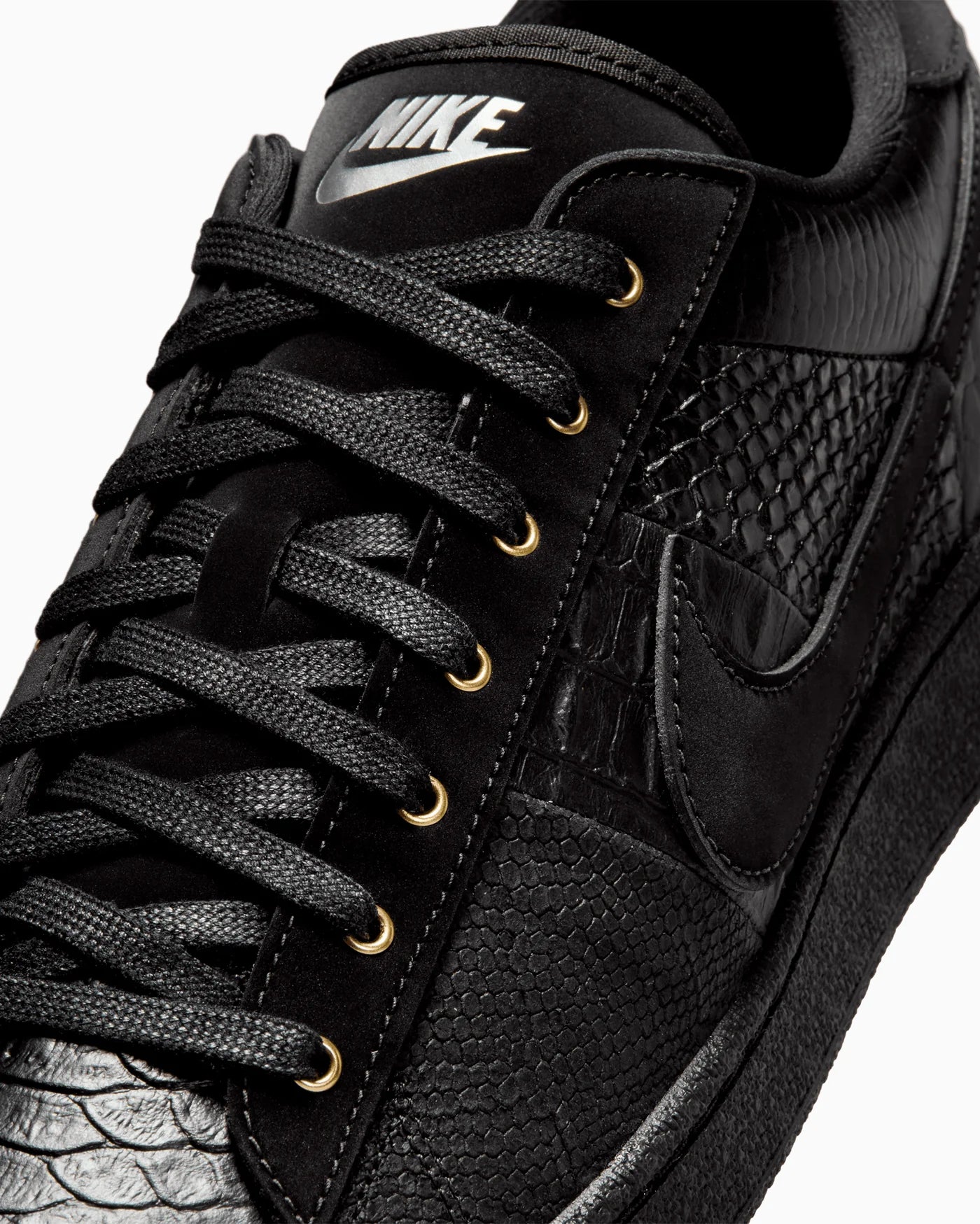 Nike Tennis Classic CS PRM WTCH BND Black