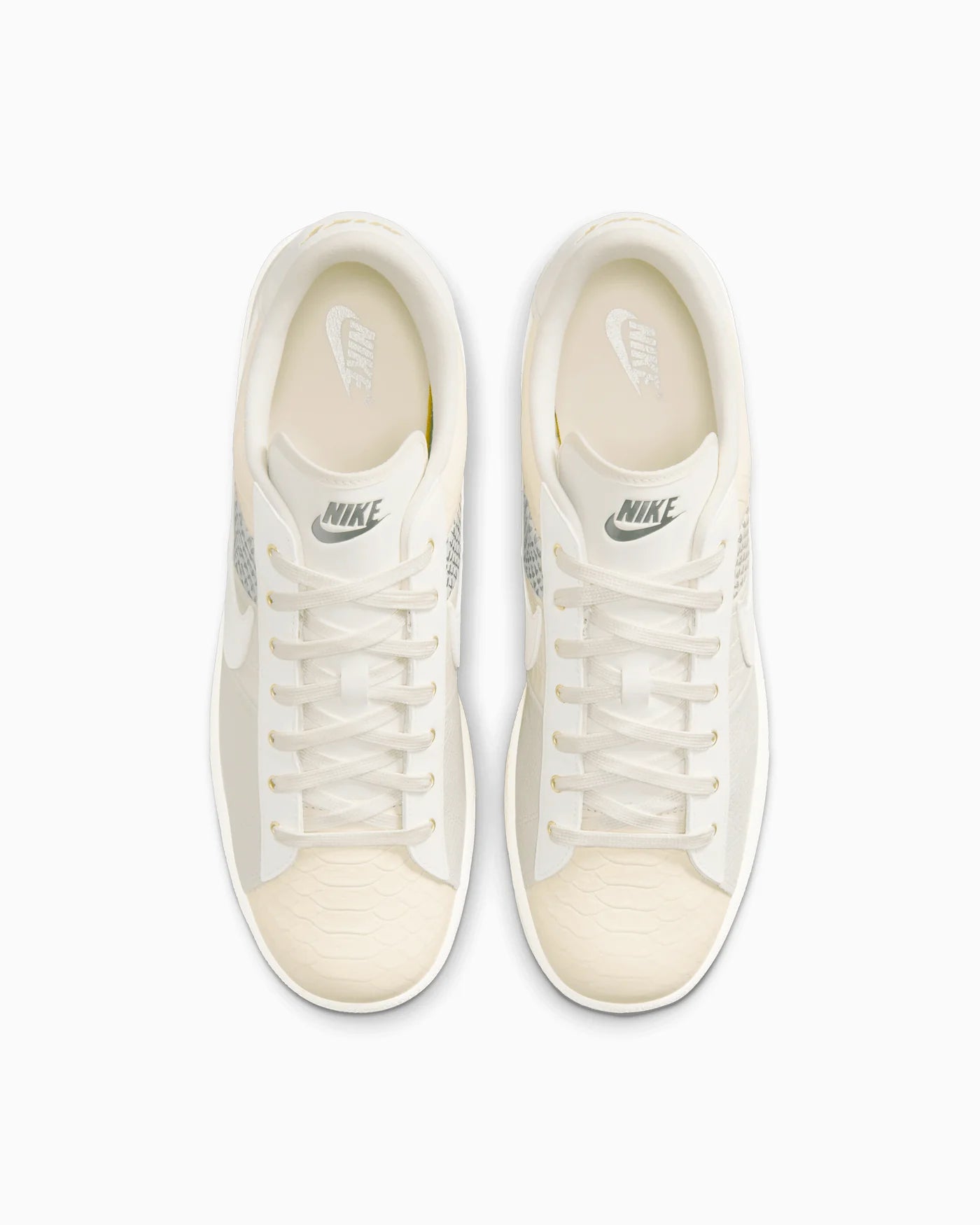 Nike Tennis Classic CS PRM WTCH BND Pale Ivory