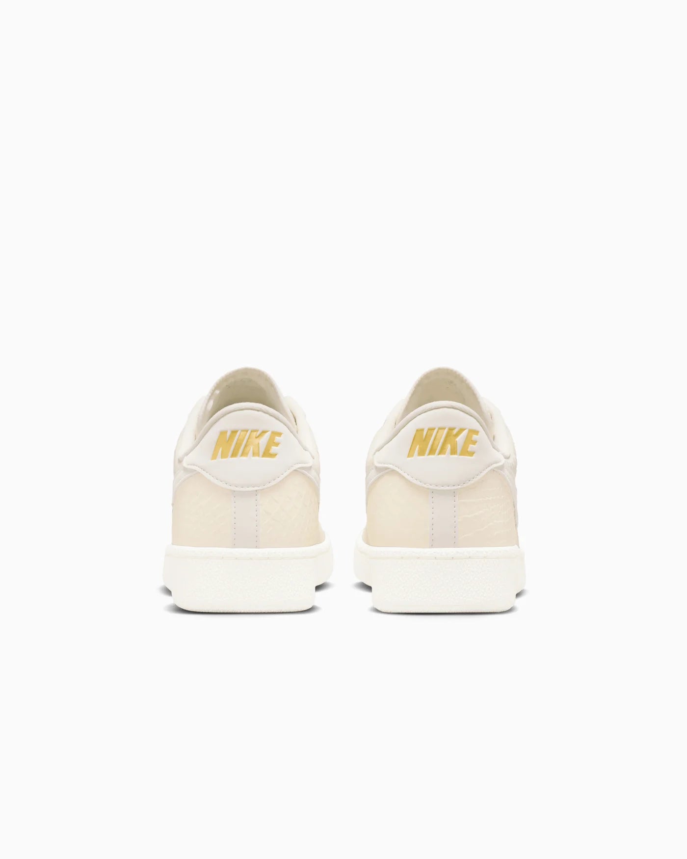 Nike Tennis Classic CS PRM WTCH BND Pale Ivory