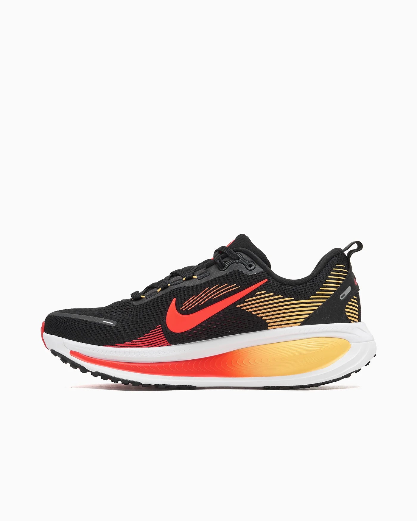 Nike Vomero 18 Black Crimson Topaz Gold