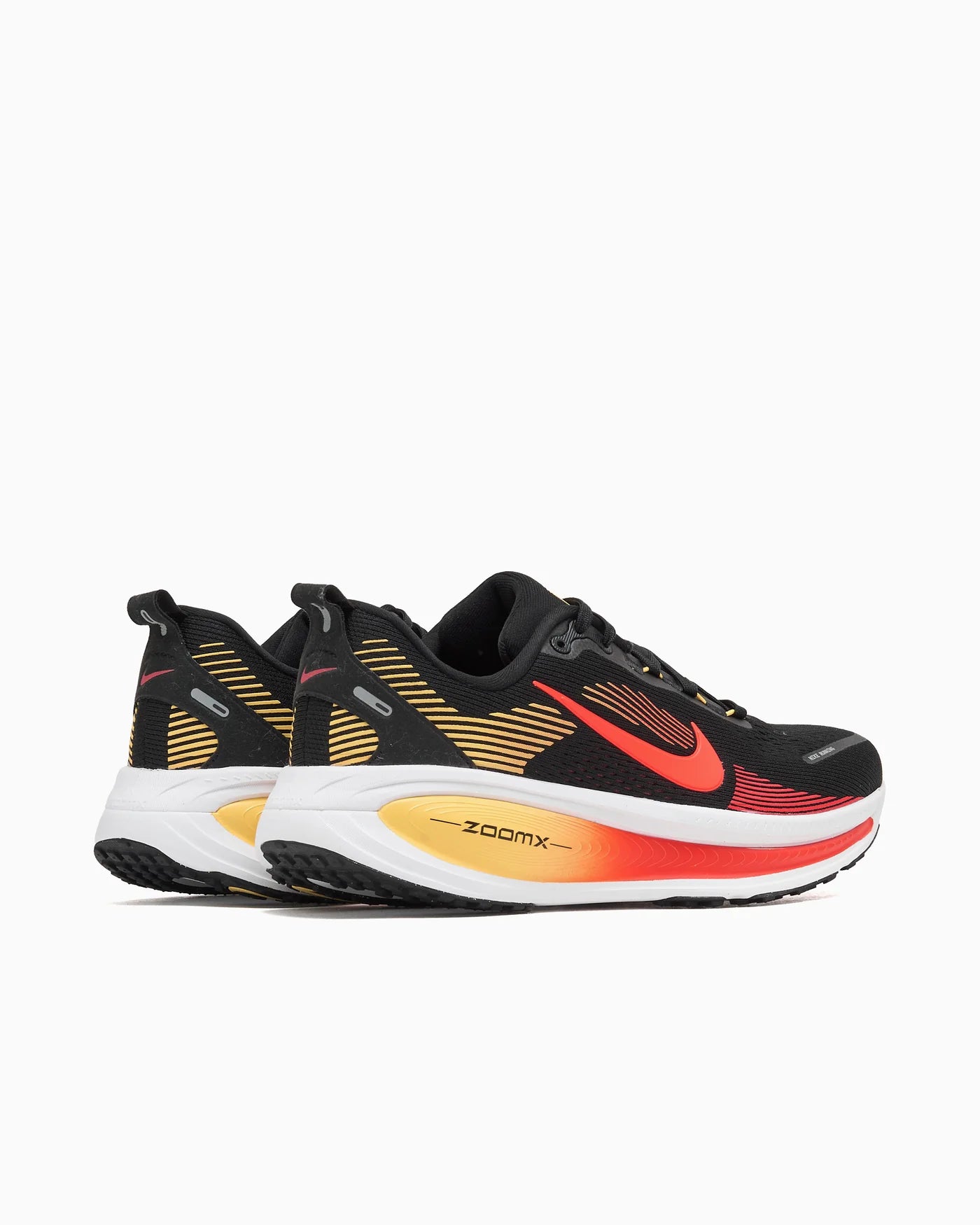 Nike Vomero 18 Black Crimson Topaz Gold