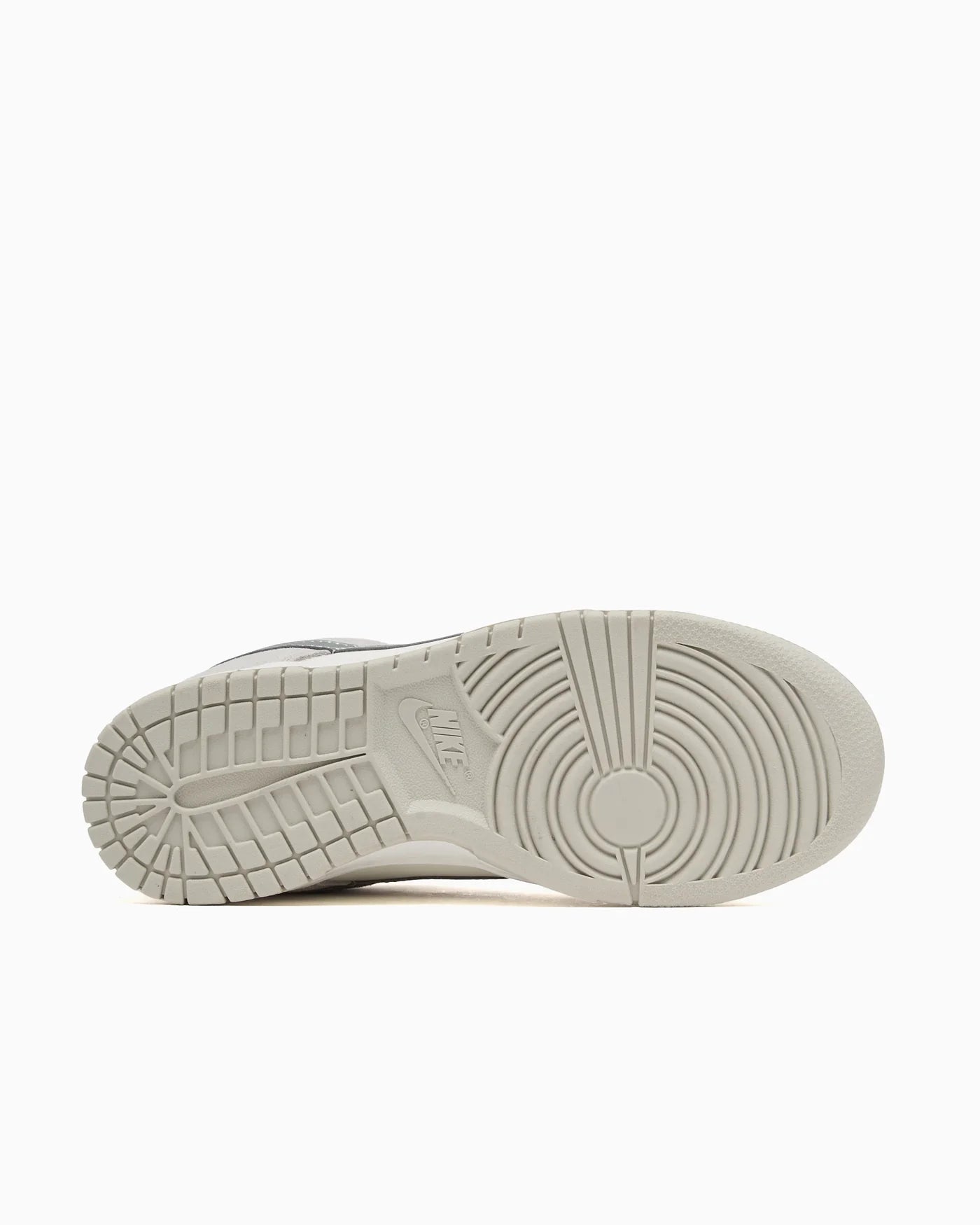 Nike Dunk Low Silver Swoosh (para mujer)