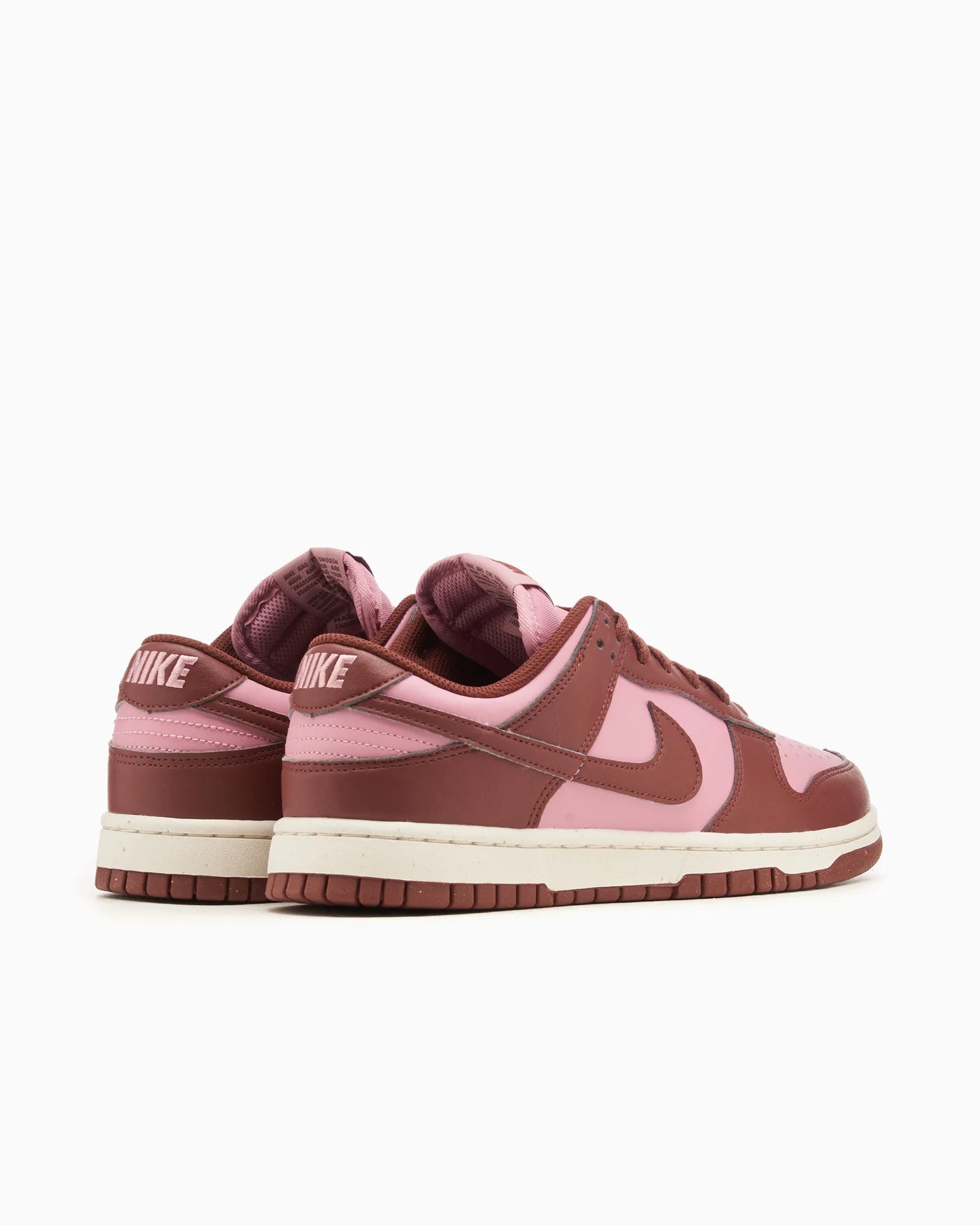 Nike Dunk Low Next Nature Dark Pony Elemental Pink (para mujer)