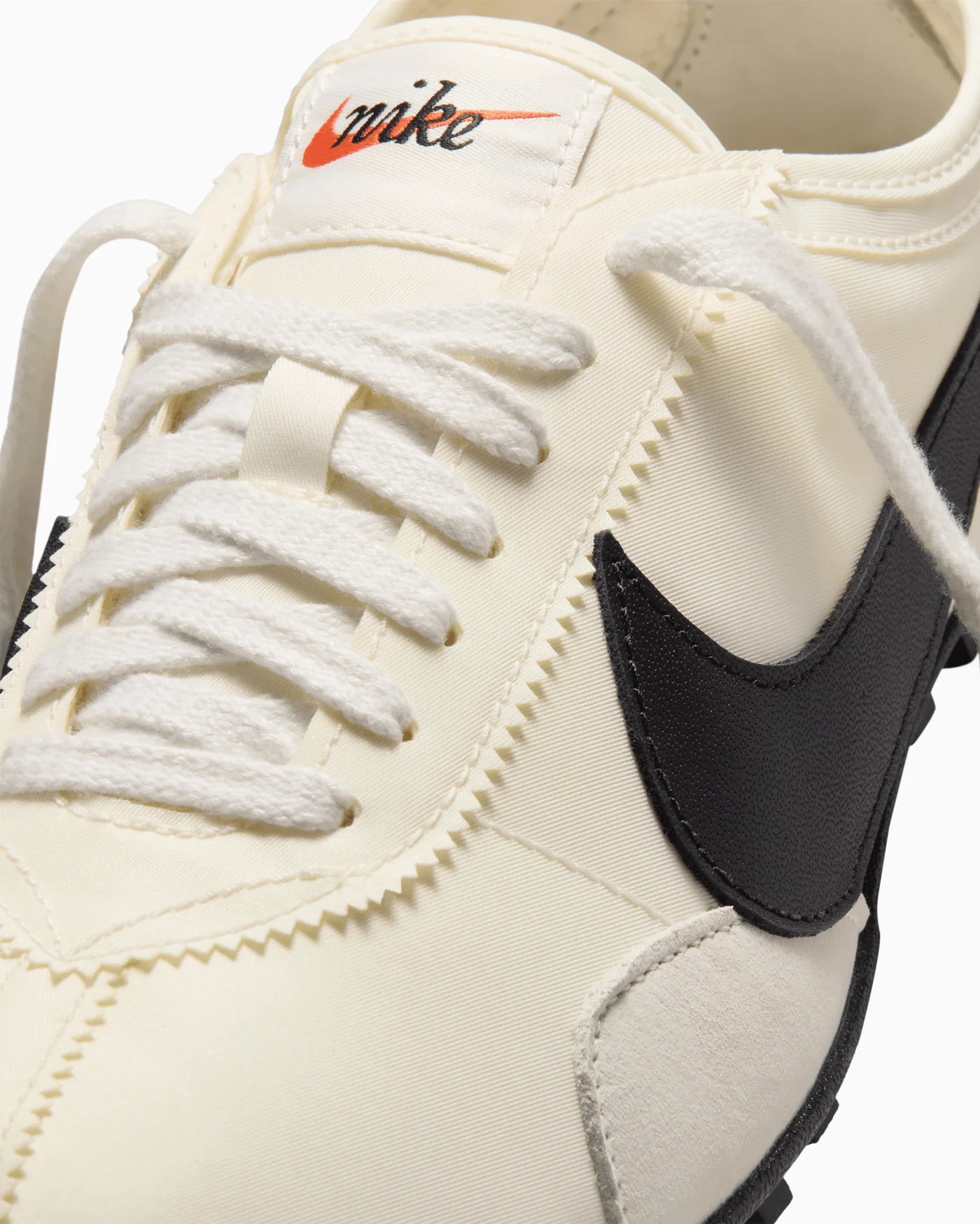 Nike Moon Shoe Soft Pearl Black Feminino