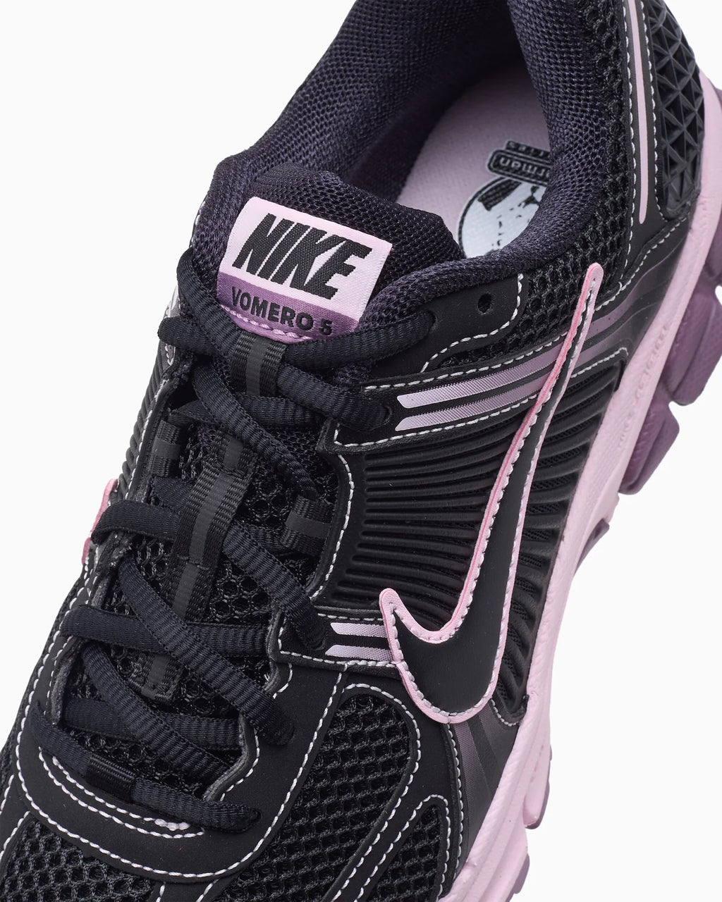 Nike Women's Zoom Vomero 5