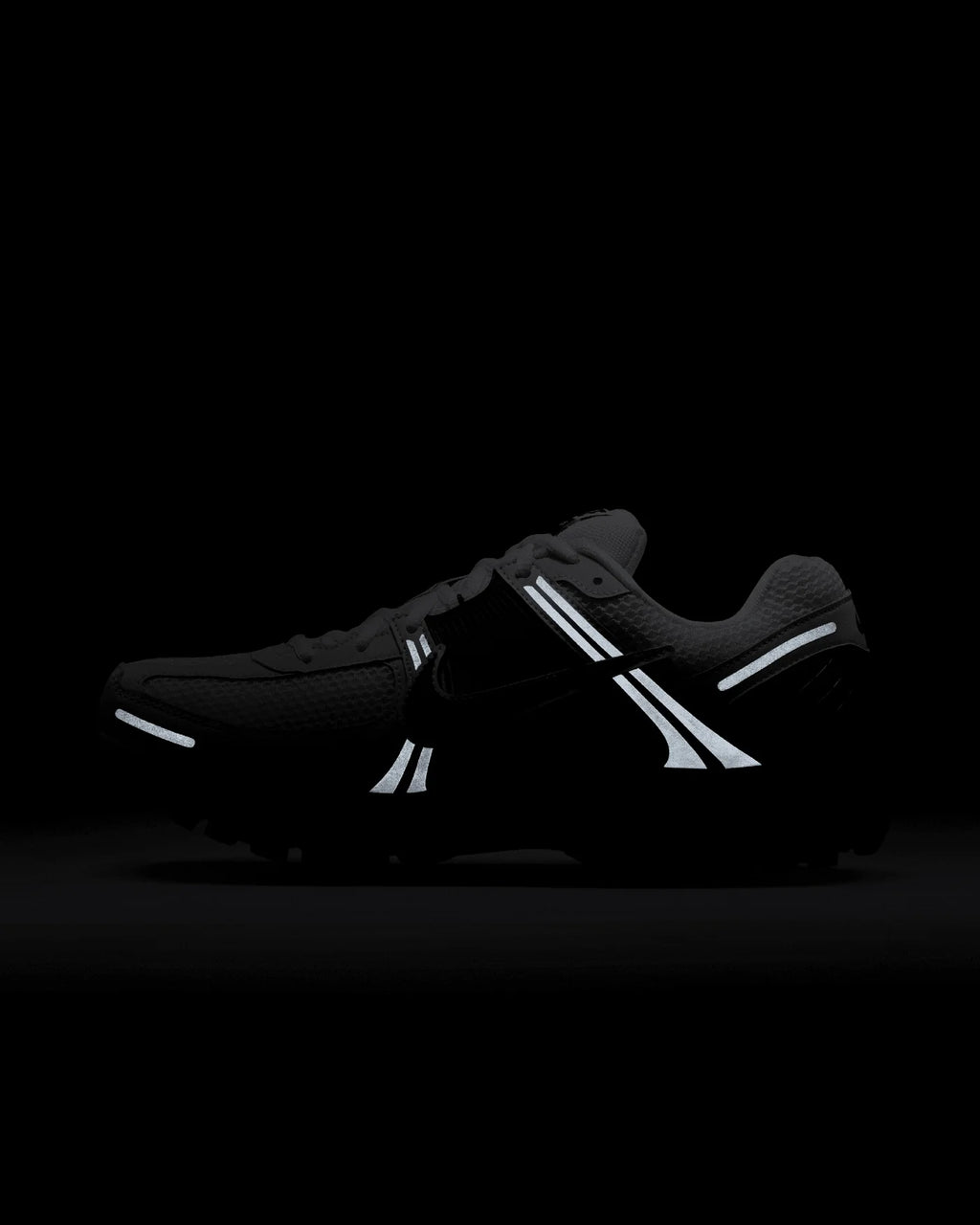 Nike Zoom Vomero 5 White Black