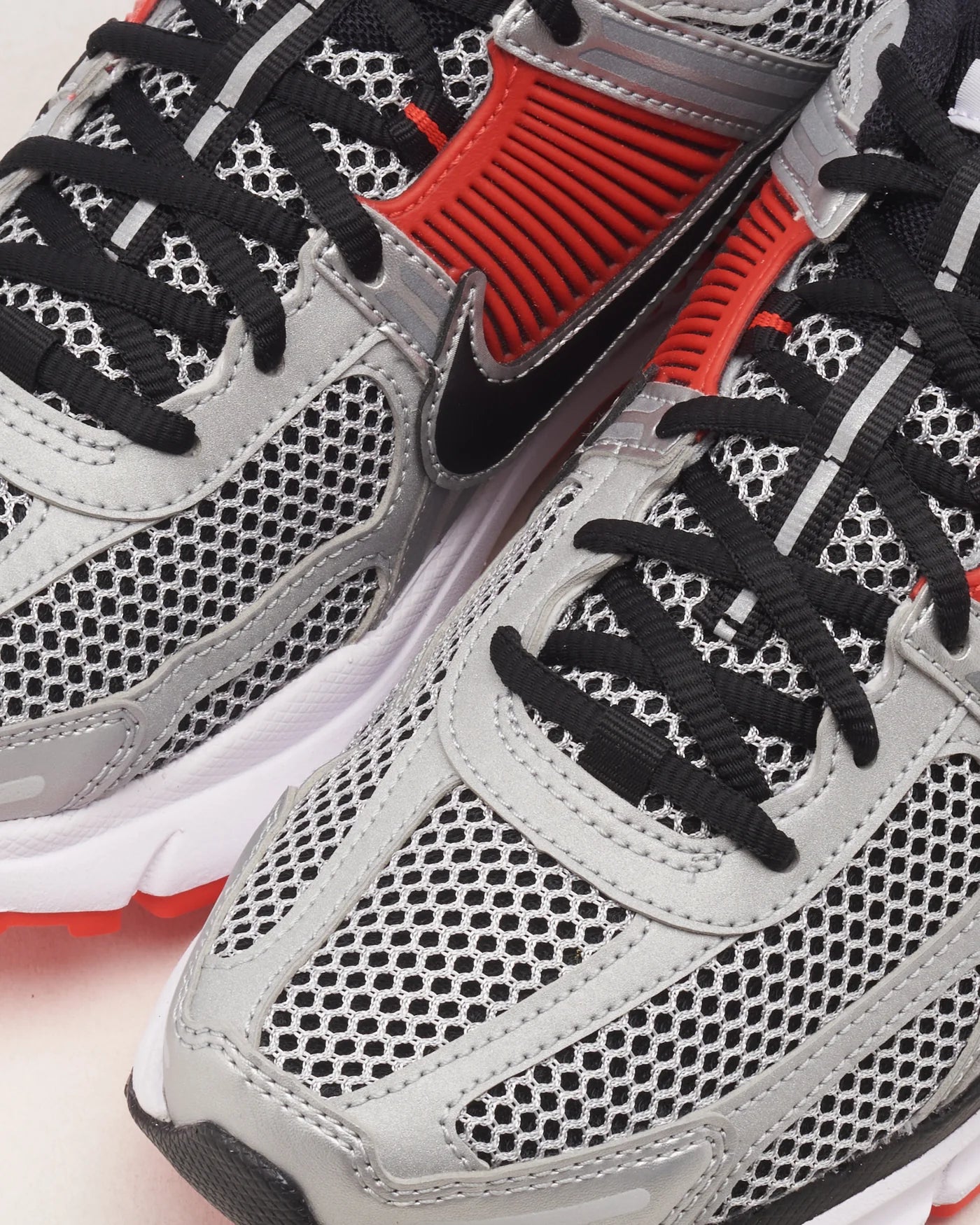 Nike Zoom Vomero 5 Bright Crimson Metallic Silver